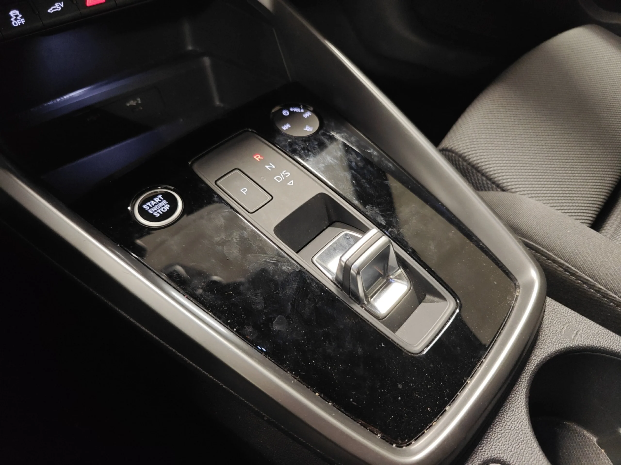 AUDI A3 SPORTBACK ADVANCED 40 TFSI E 150KW S TRO - Foto 17