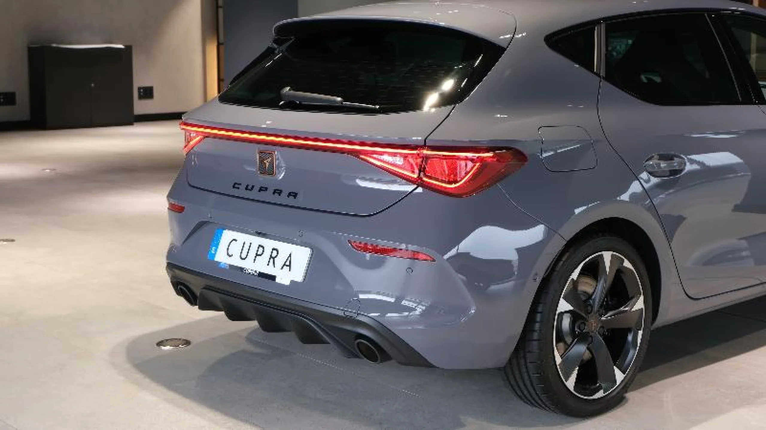 CUPRA LEON VZ 2.0 TSI 180KW (245 CV) DSG - Foto 9
