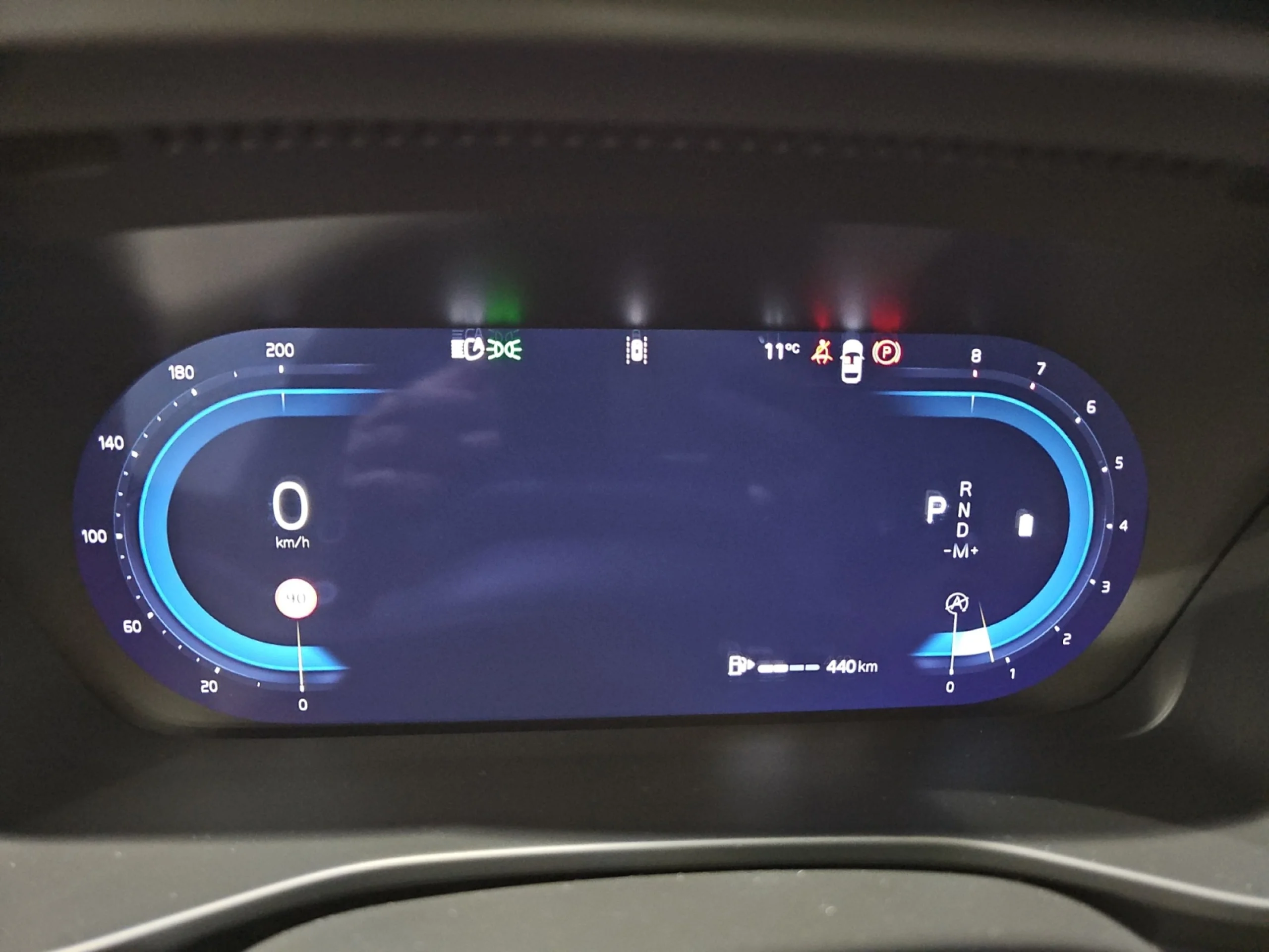 VOLVO XC40 2.0 B3 G PLUS DARK AUTO - Foto 15