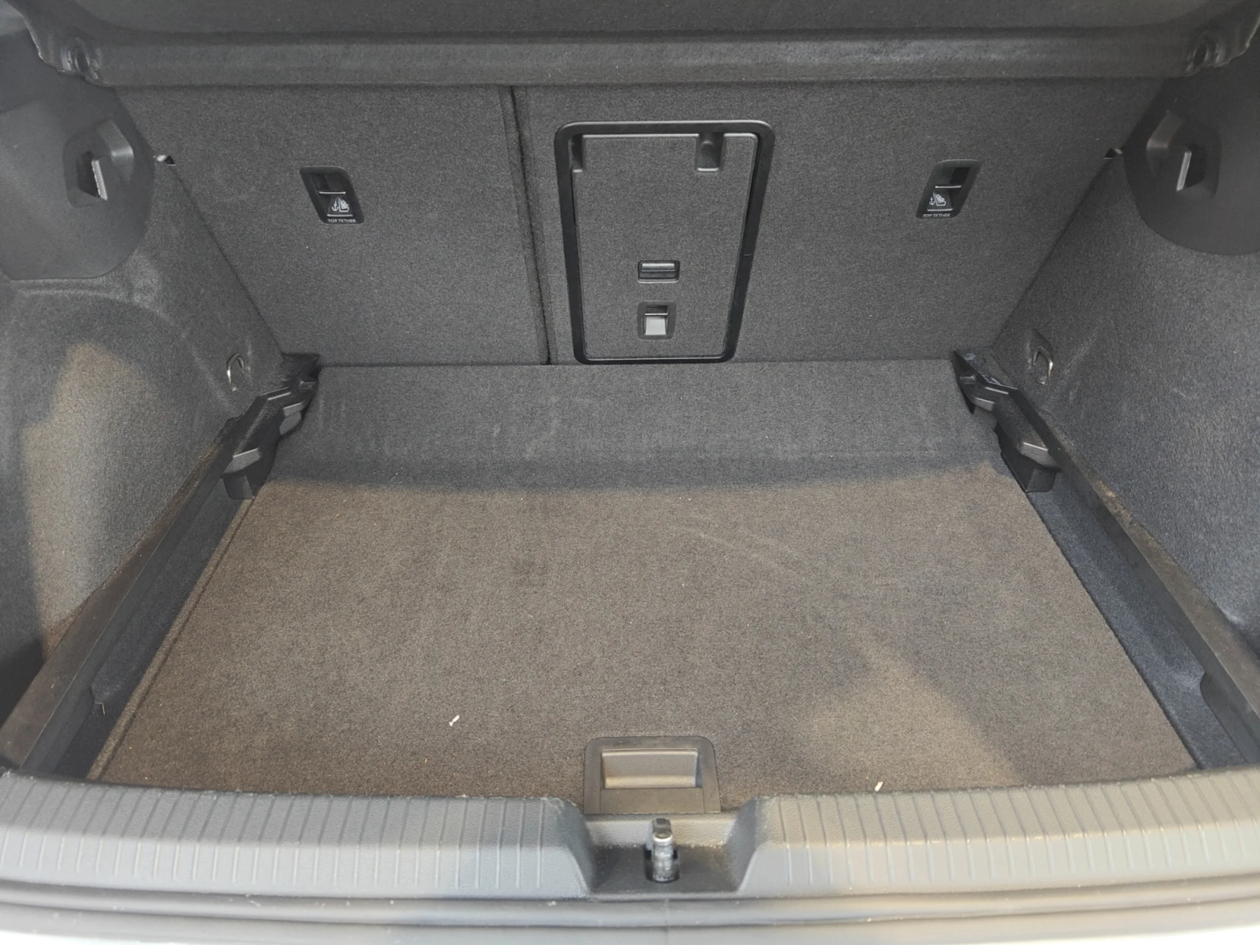 VOLKSWAGEN GOLF ··MÁS·· 1.5 TSI 85KW (115CV) - Foto 7