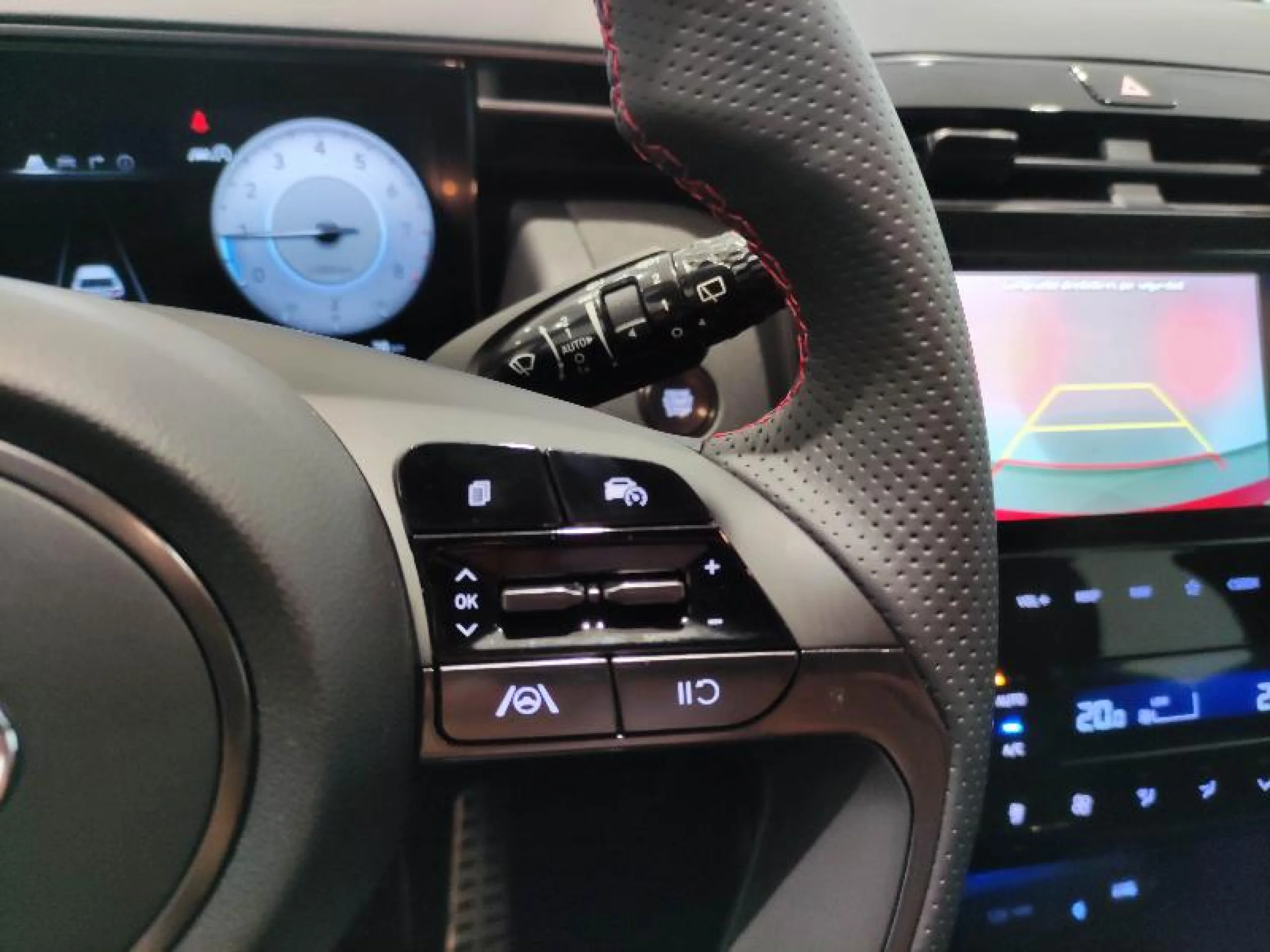 HYUNDAI TUCSON 1.6 TGDI 110KW (150CV) N LINE 30 ANIVERS - Foto 16