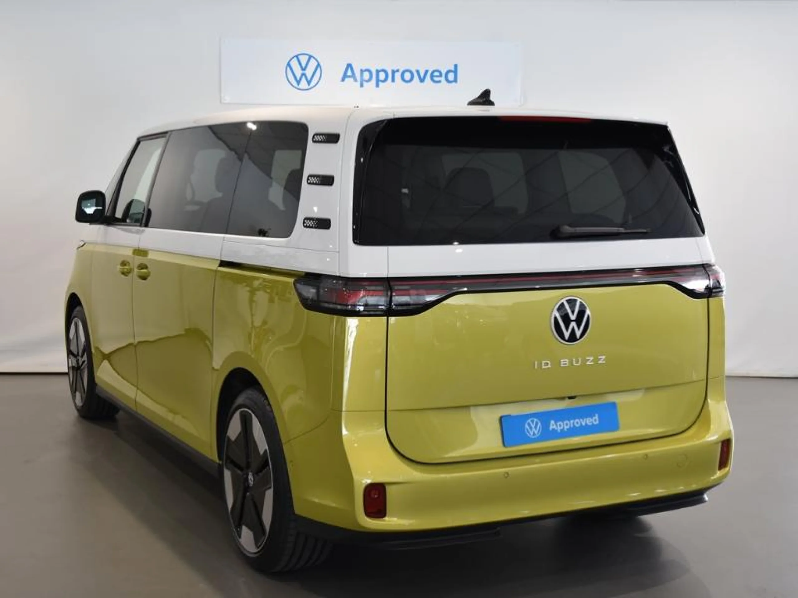 VW COMERCIALES ID. BUZZ ID. BUZZ  PRO 7 ASIENTOS  BATALLA LARGA  210 KW (286 CV) 86 KWH AUT 1 VEL. - Foto 2