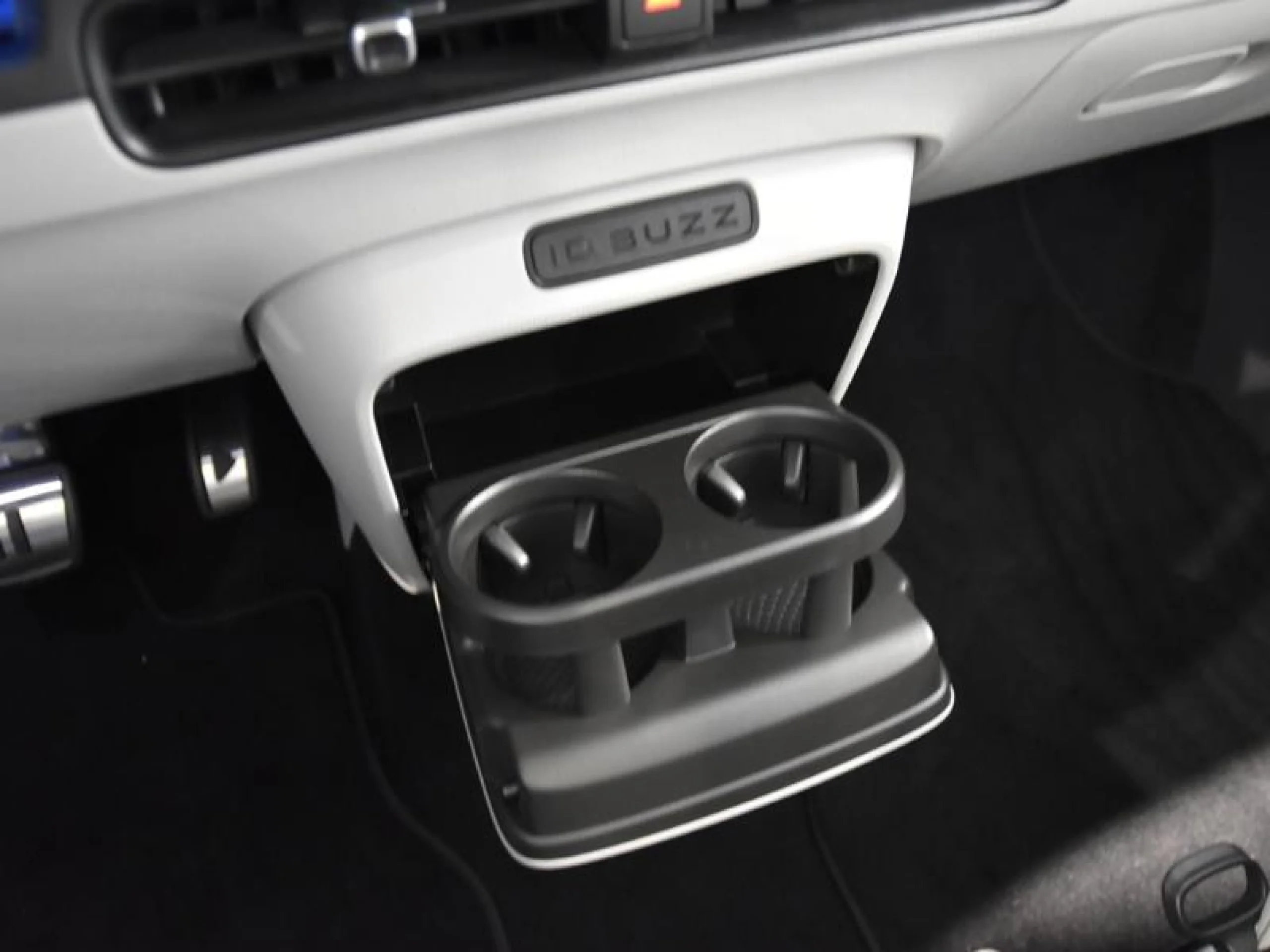 VW COMERCIALES ID. BUZZ ID. BUZZ  PRO 7 ASIENTOS  BATALLA LARGA  210 KW (286 CV) 86 KWH AUT 1 VEL. - Foto 13