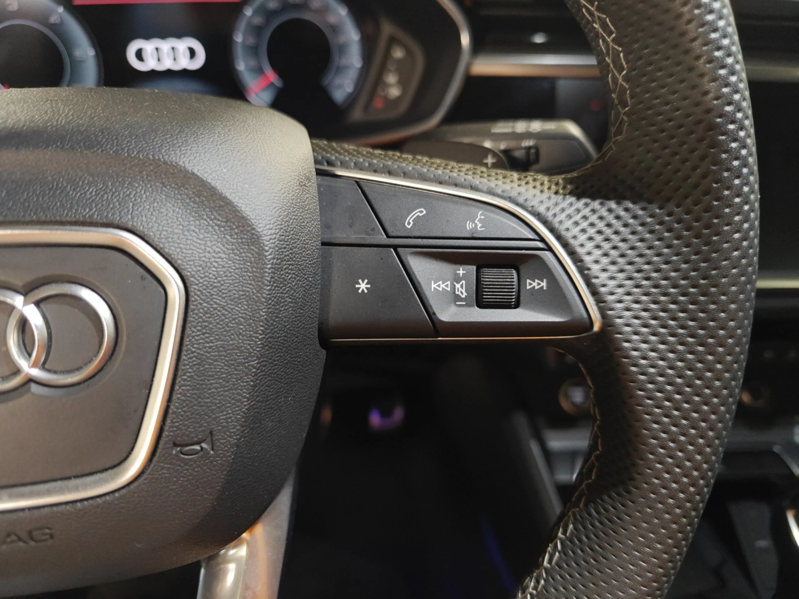 AUDI Q3 S LINE 35 TDI 110KW (150CV) S TRONIC - Foto 10