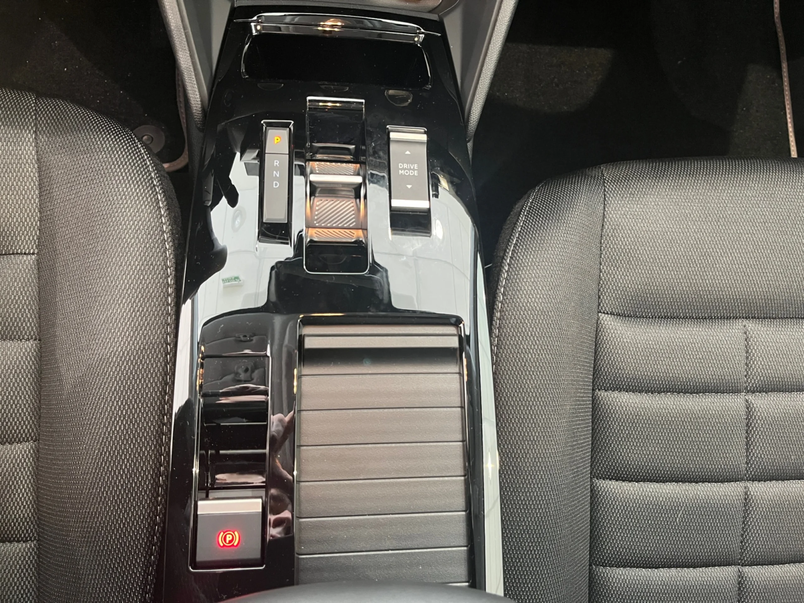 CITROEN C4 HYBRID 145 Ë DCS6 COLLECTION - Foto 11