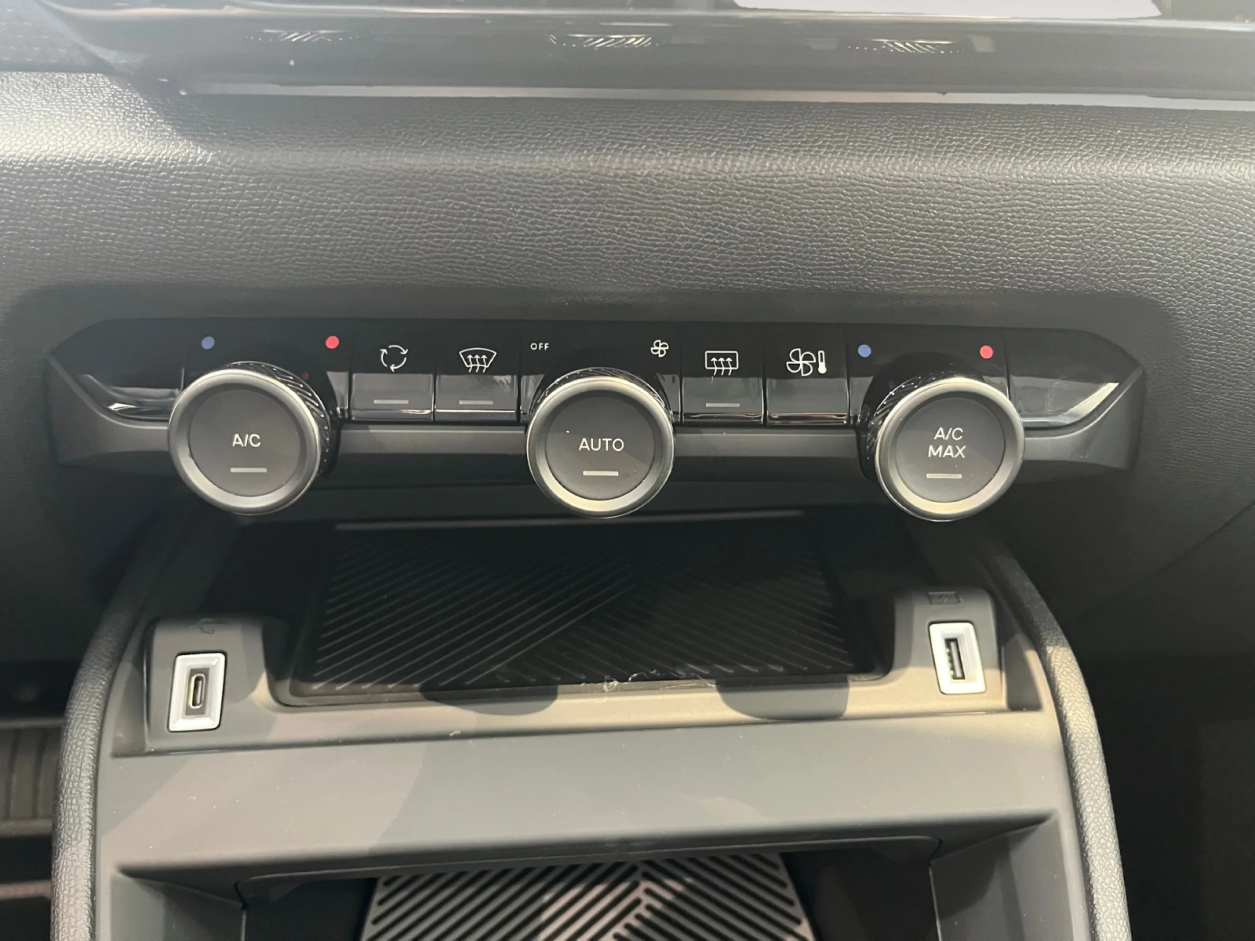 CITROEN C4 HYBRID 145 Ë DCS6 COLLECTION - Foto 14
