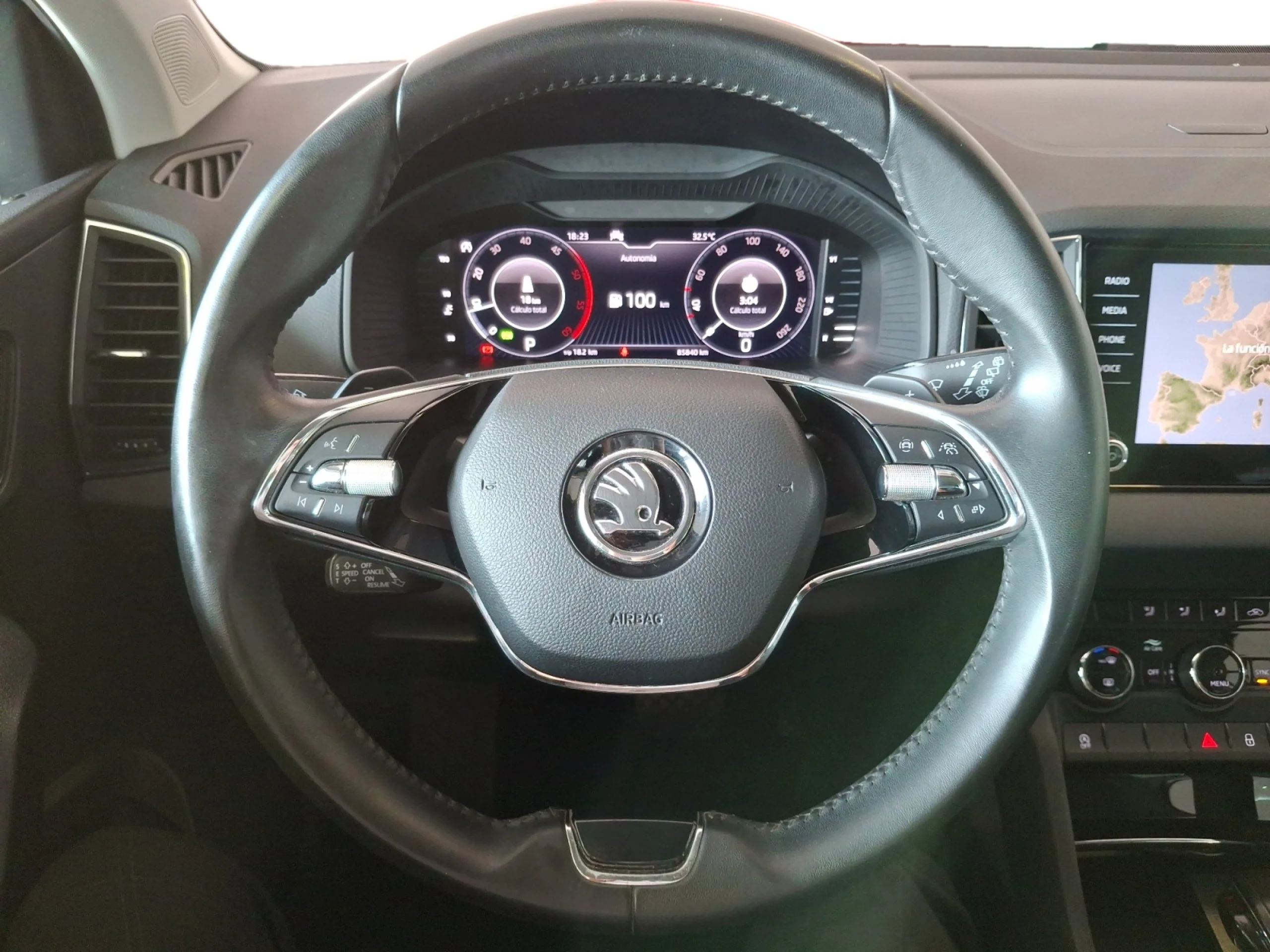 SKODA KAROQ 2.0 TDI 85KW (115CV) DSG AMBITION - Foto 9