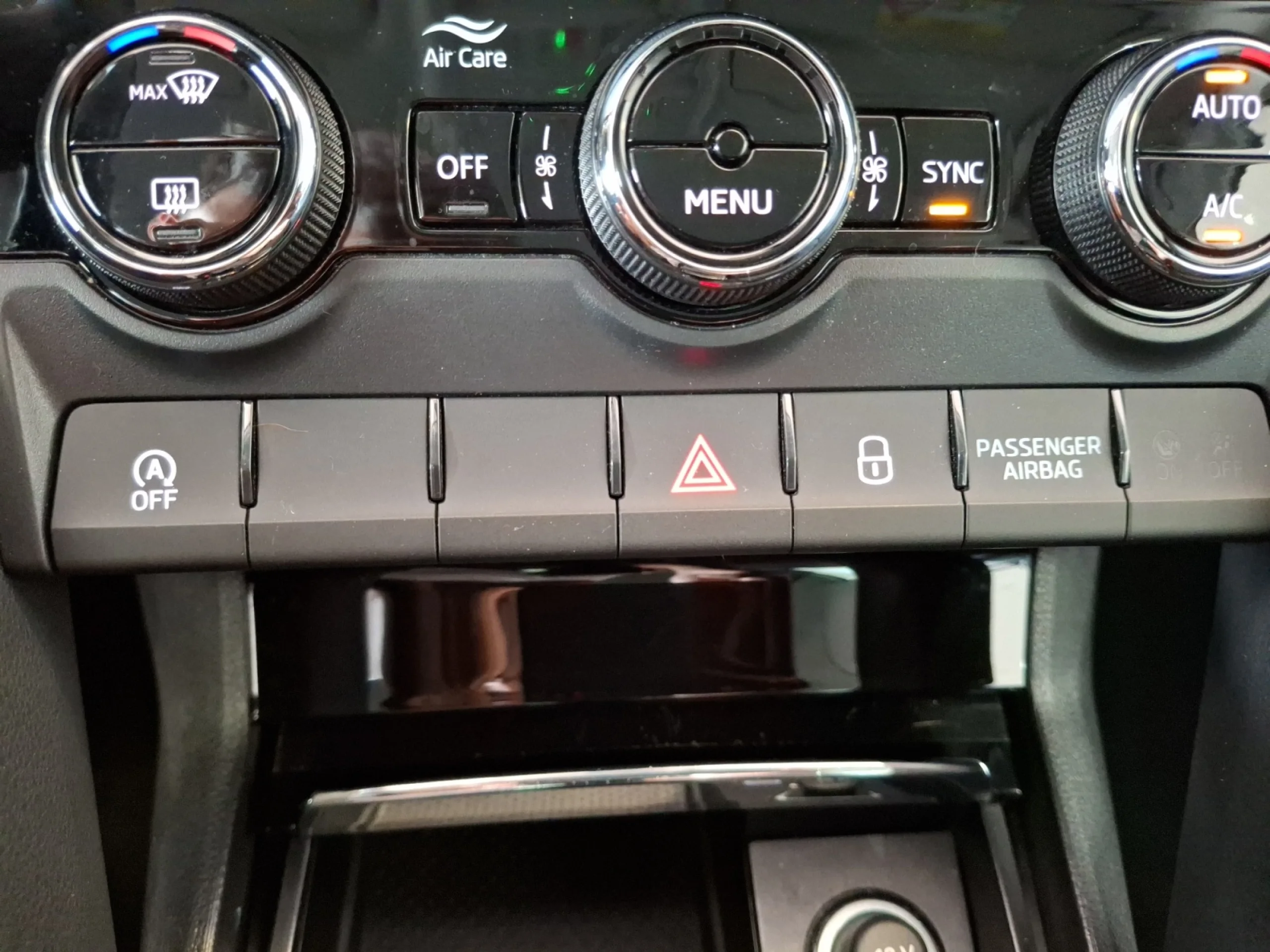 SKODA KAROQ 2.0 TDI 85KW (115CV) DSG AMBITION - Foto 12