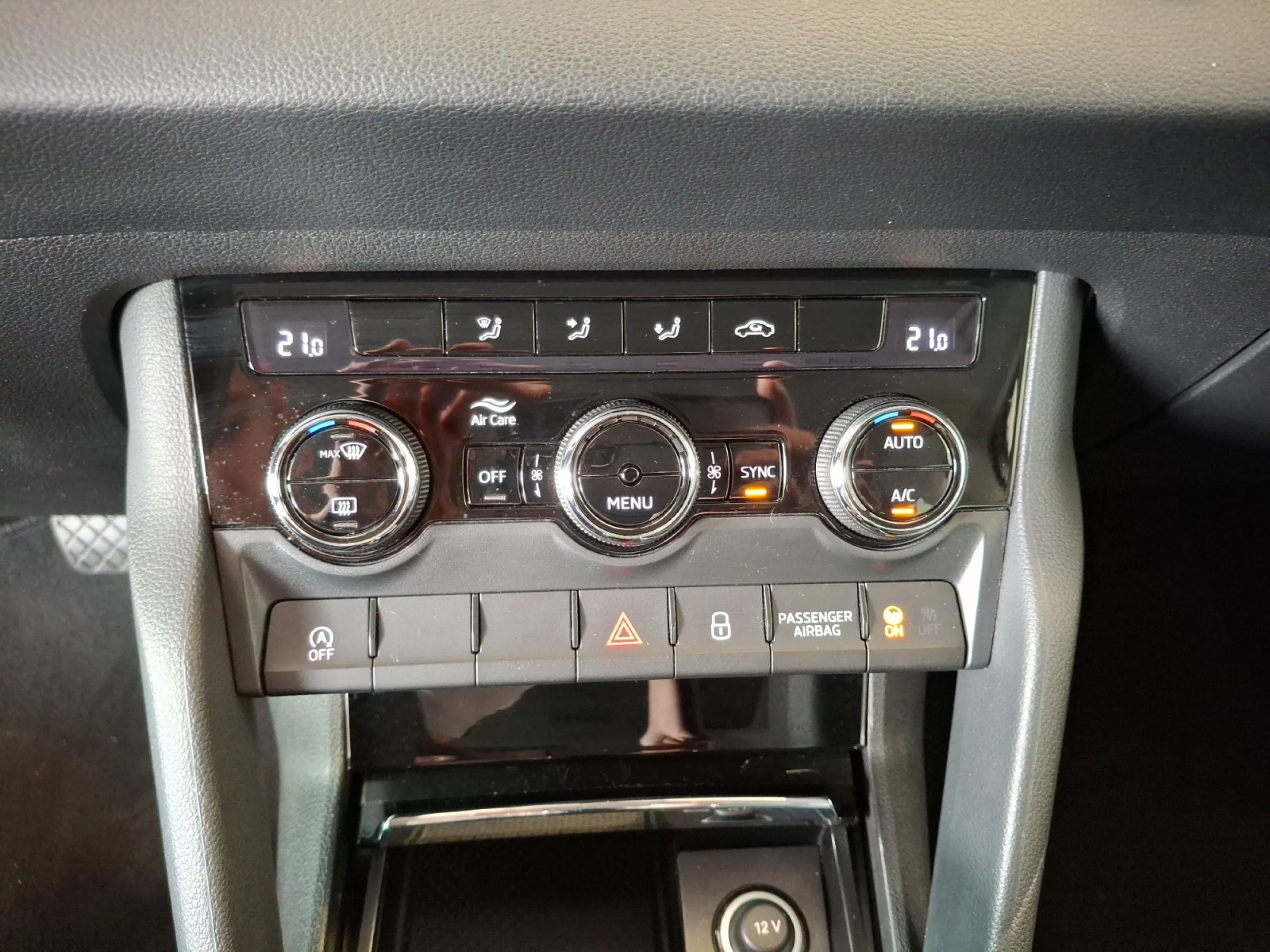 SKODA KAROQ 2.0 TDI 85KW (115CV) DSG AMBITION - Foto 20