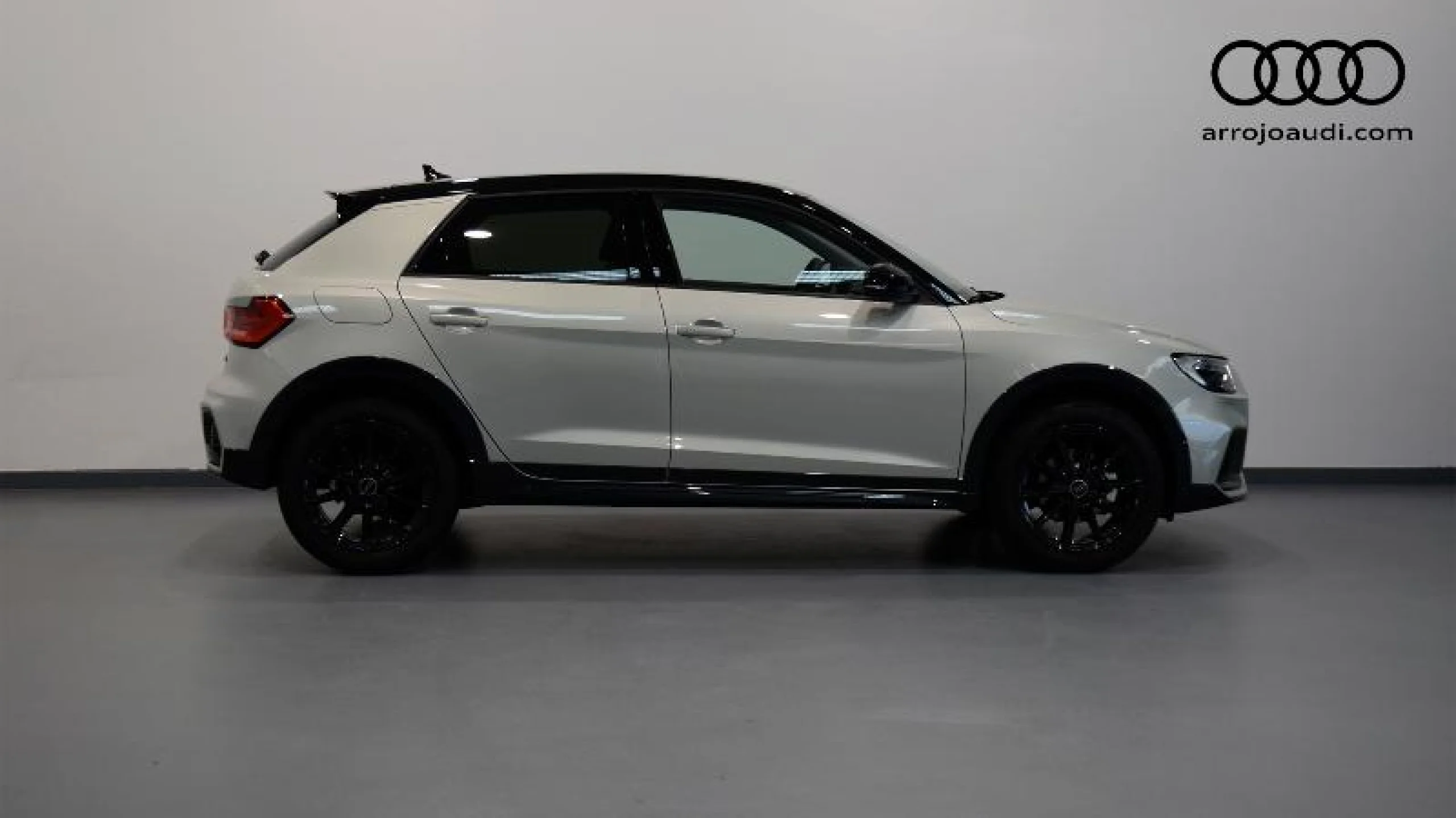 AUDI A1 SPORTBACK ADRENALIN 30 TFSI 81KW S TRON - Foto 3