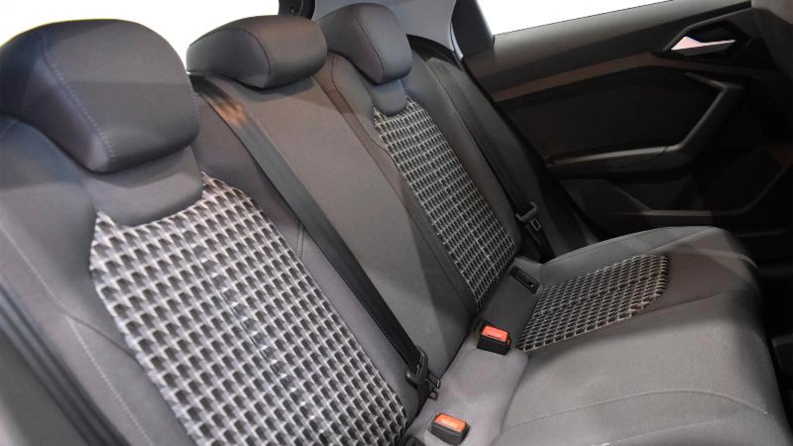 AUDI A1 SPORTBACK ADRENALIN 30 TFSI 81KW S TRON - Foto 6