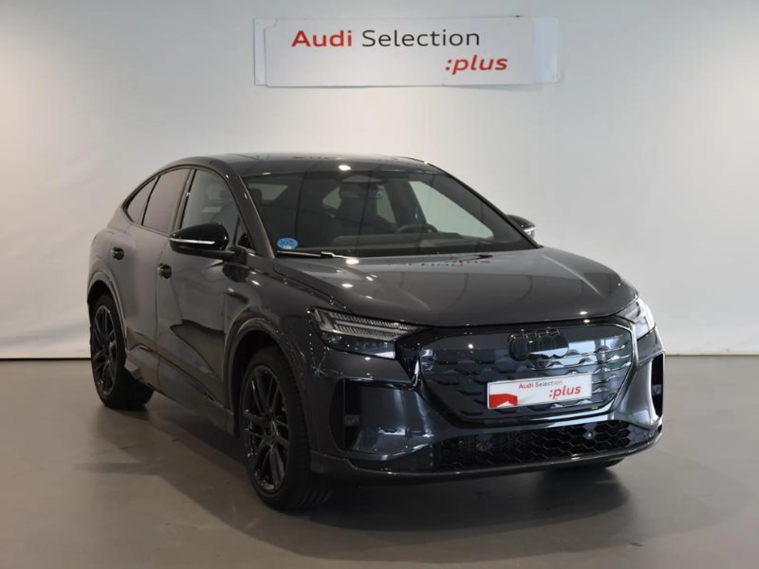 AUDI Q4 Q4 SPORTBACK LAUNCH EDITION E TRON PERFORMANCE  210,00 KW 77,0 KWH - Foto 1