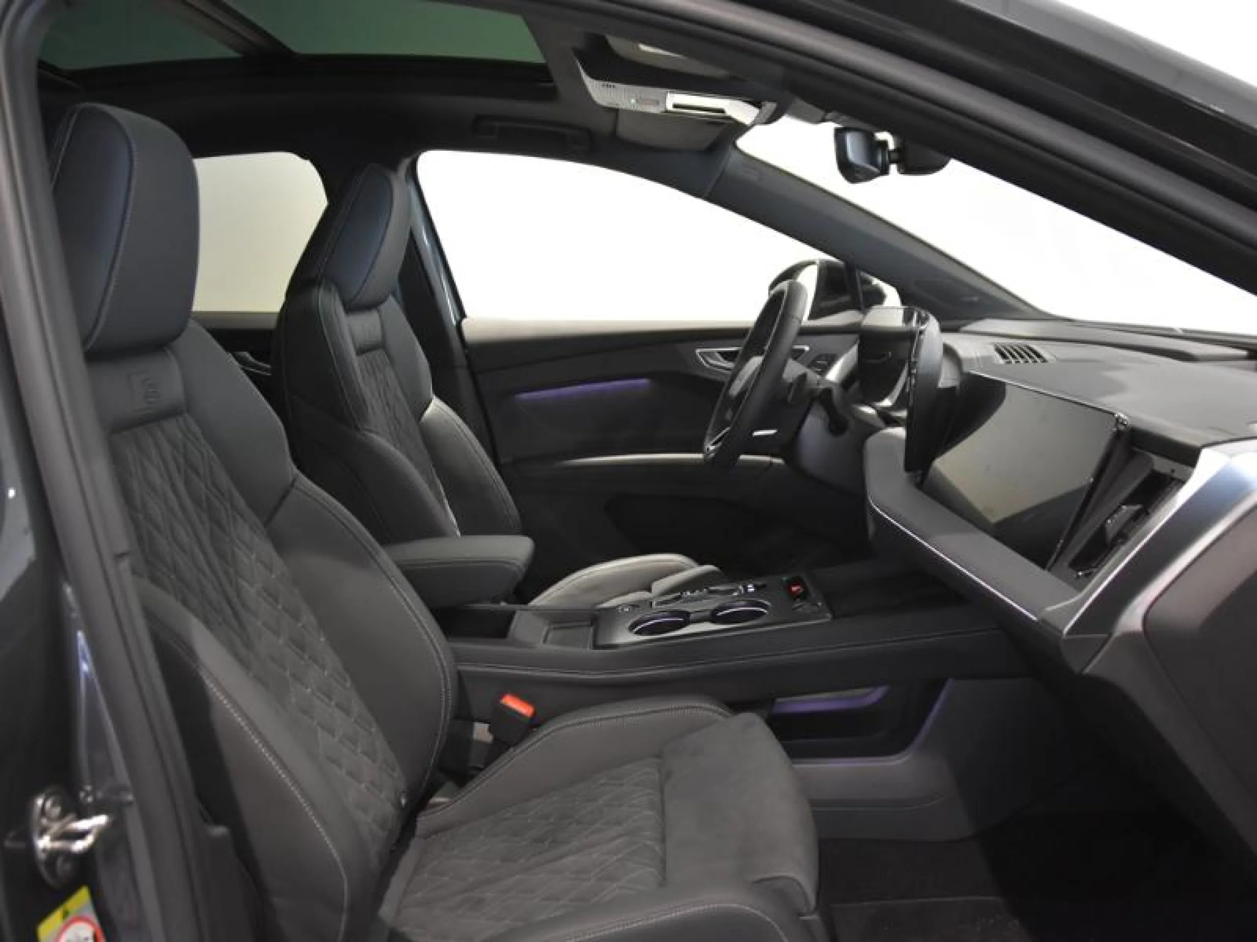 AUDI Q4 Q4 SPORTBACK LAUNCH EDITION E TRON PERFORMANCE  210,00 KW 77,0 KWH - Foto 6