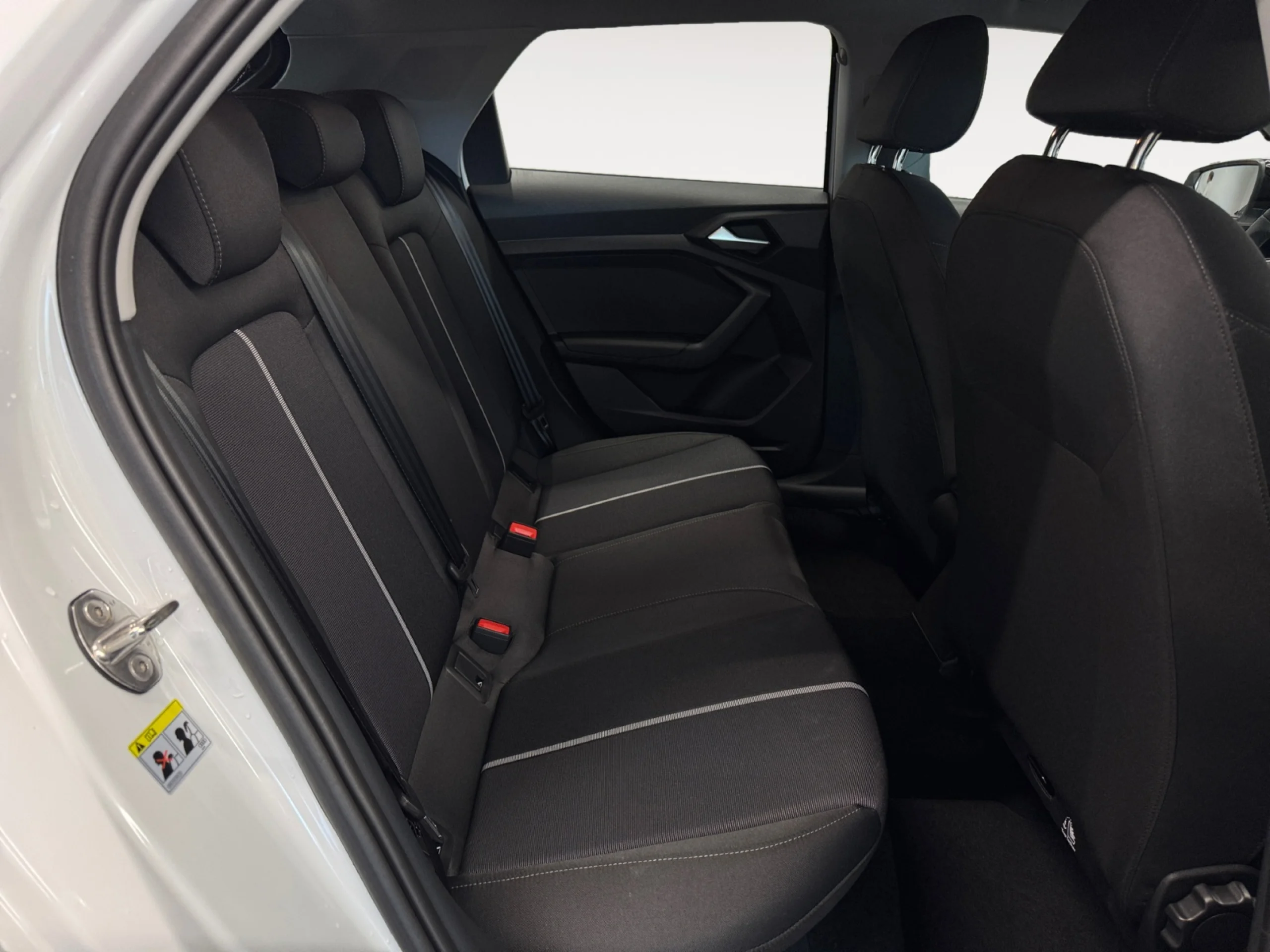 AUDI A1 SPORTBACK ADVANCED 30 TFSI 85KW (116CV) - Foto 9