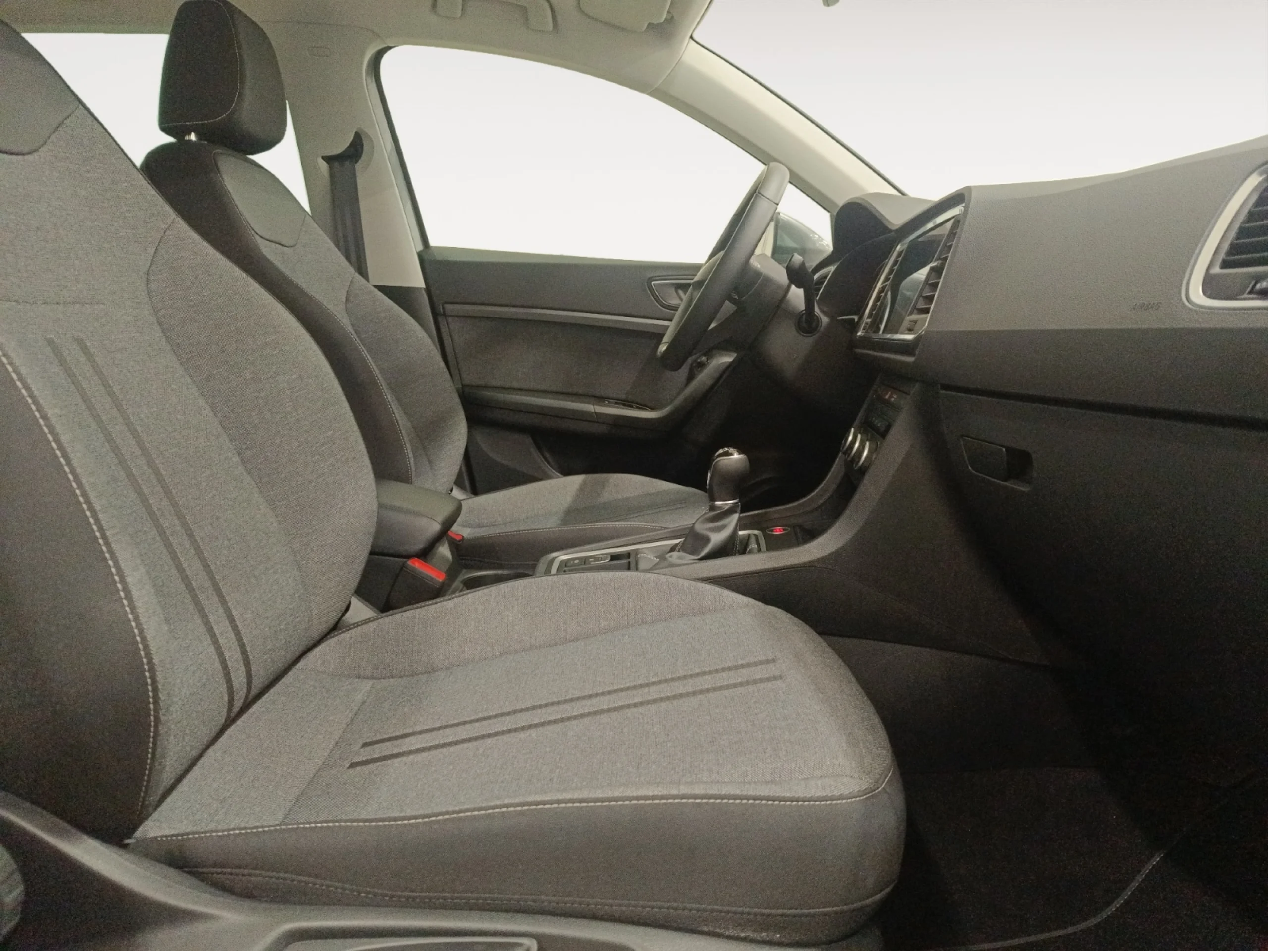 SEAT ATECA 1.5 TSI 110KW DSG STYLE EVO EDITION - Foto 5