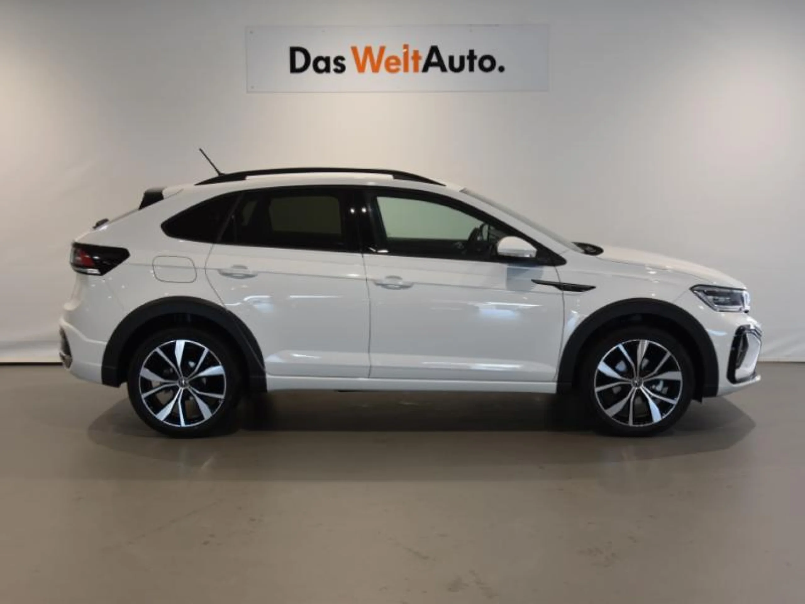 VOLKSWAGEN TAIGO R LINE 1.0 TSI 81KW (110CV) DSG - Foto 3