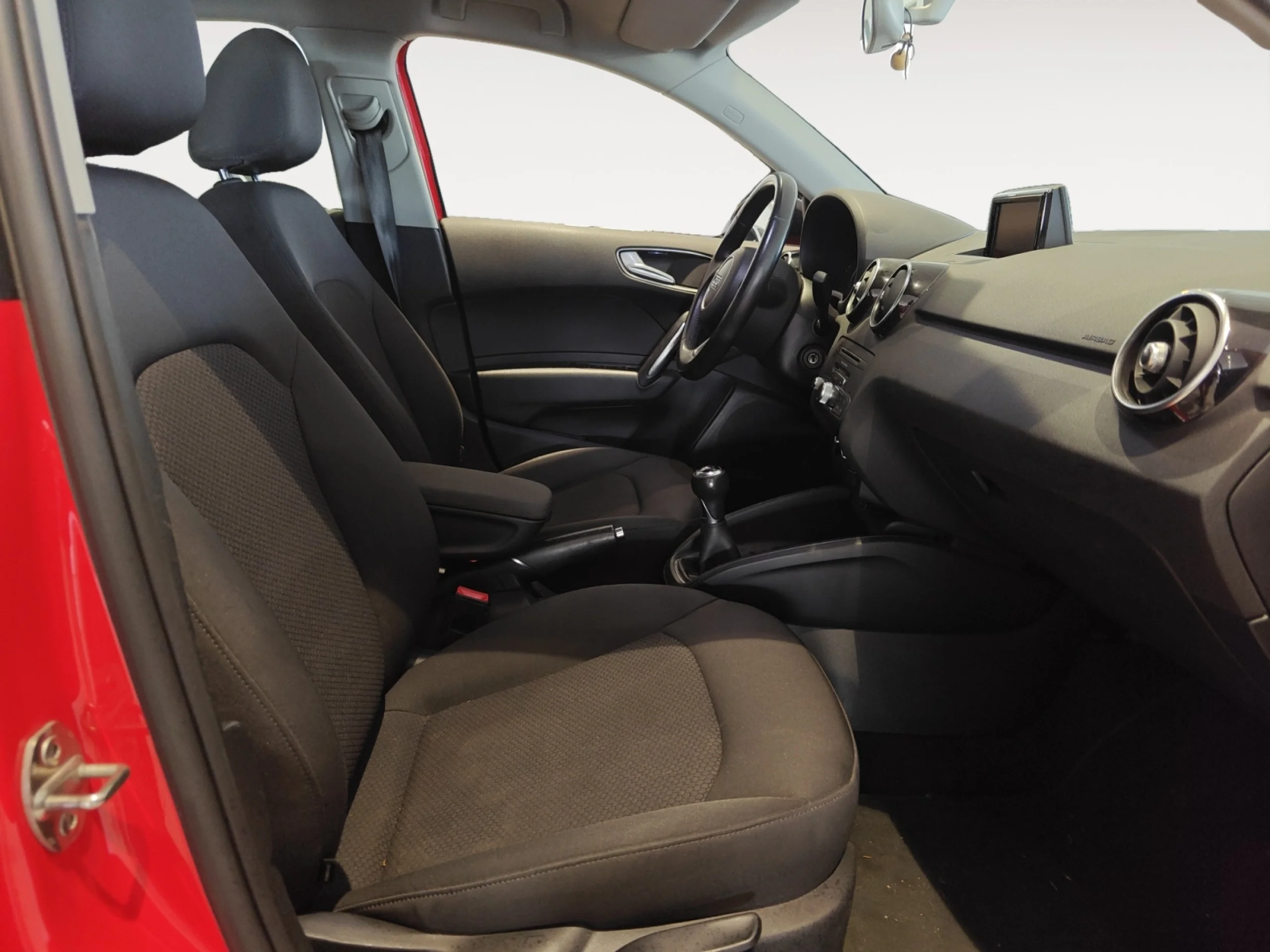 AUDI A1 25 TFSI 70KW (95CV) SPORTBACK - Foto 9