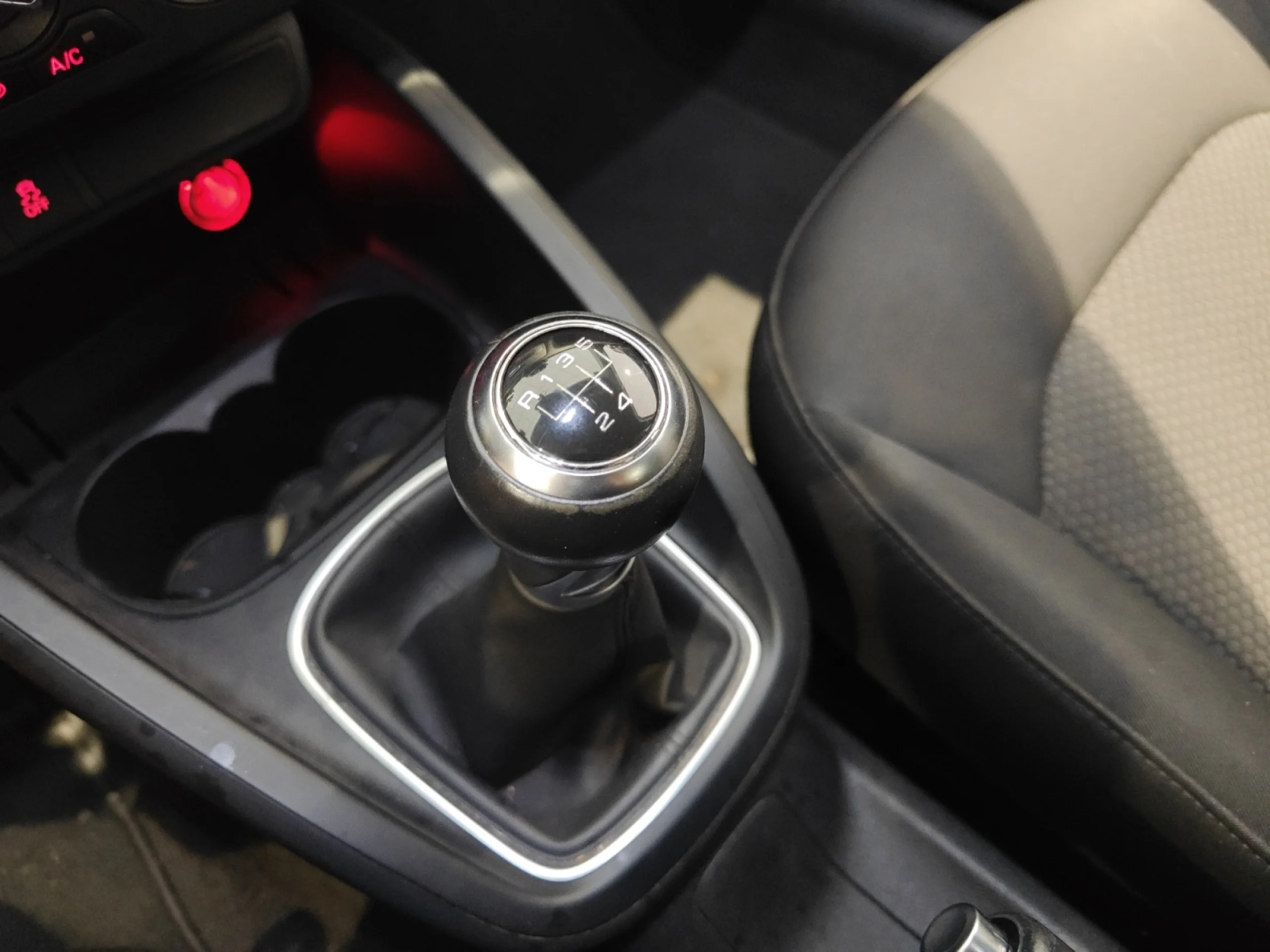 AUDI A1 25 TFSI 70KW (95CV) SPORTBACK - Foto 19