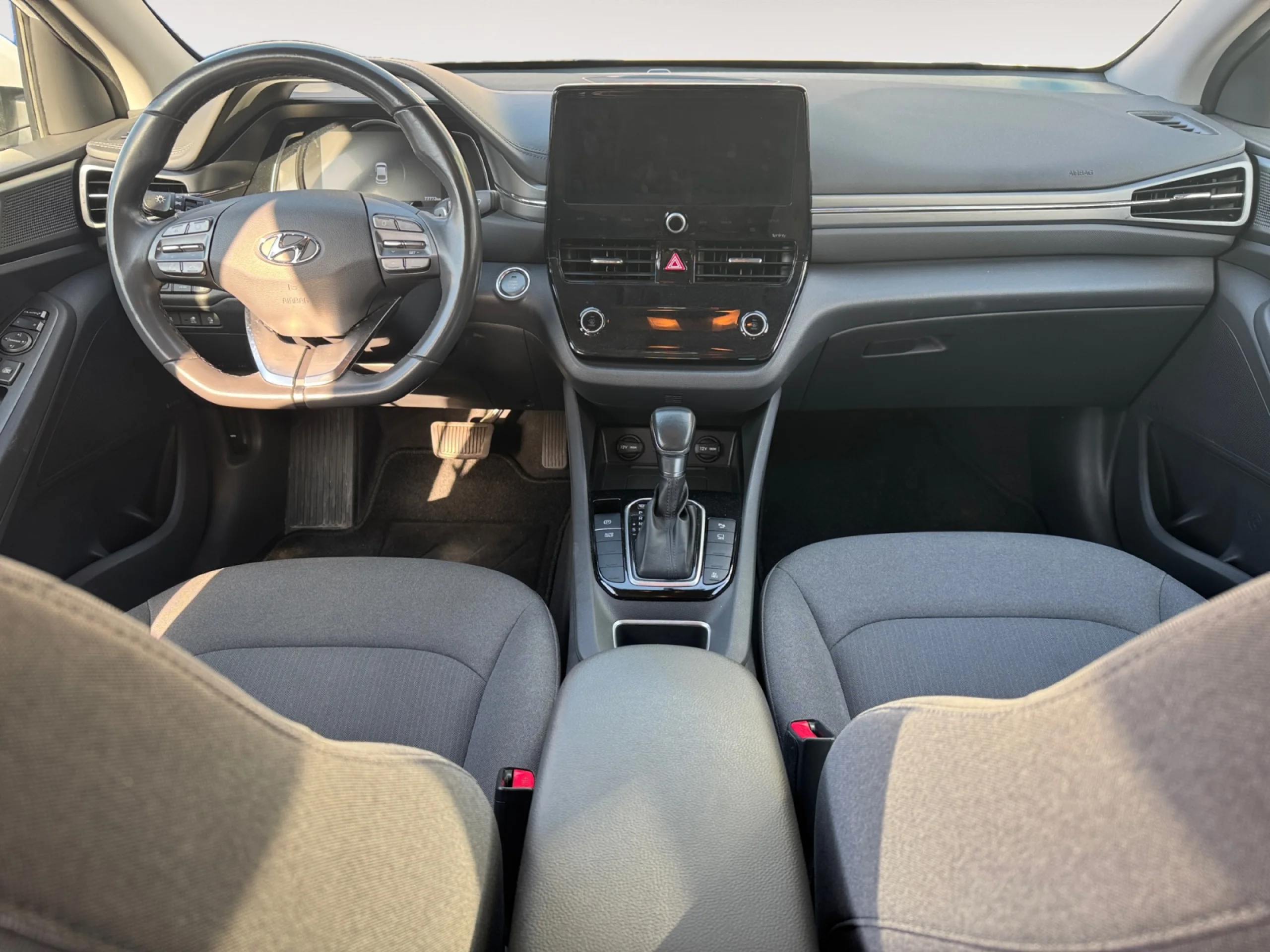 HYUNDAI IONIQ 1.6 GDI PHEV TECNO DCT - Foto 4