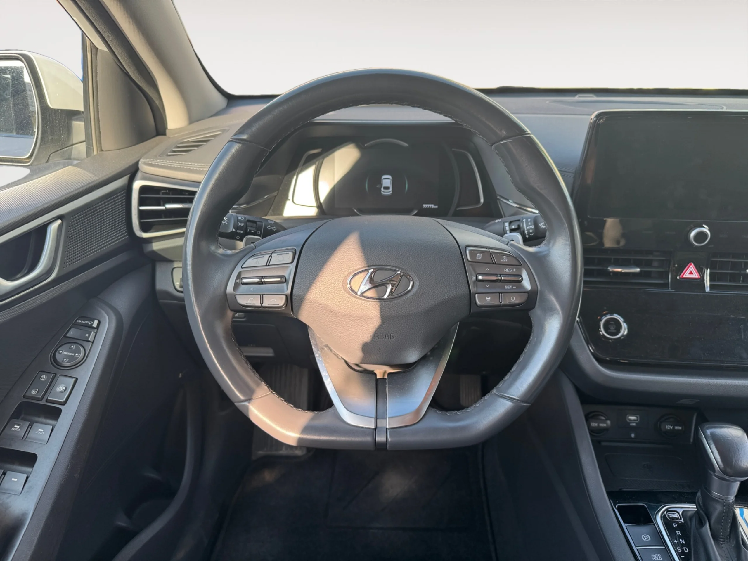 HYUNDAI IONIQ 1.6 GDI PHEV TECNO DCT - Foto 11