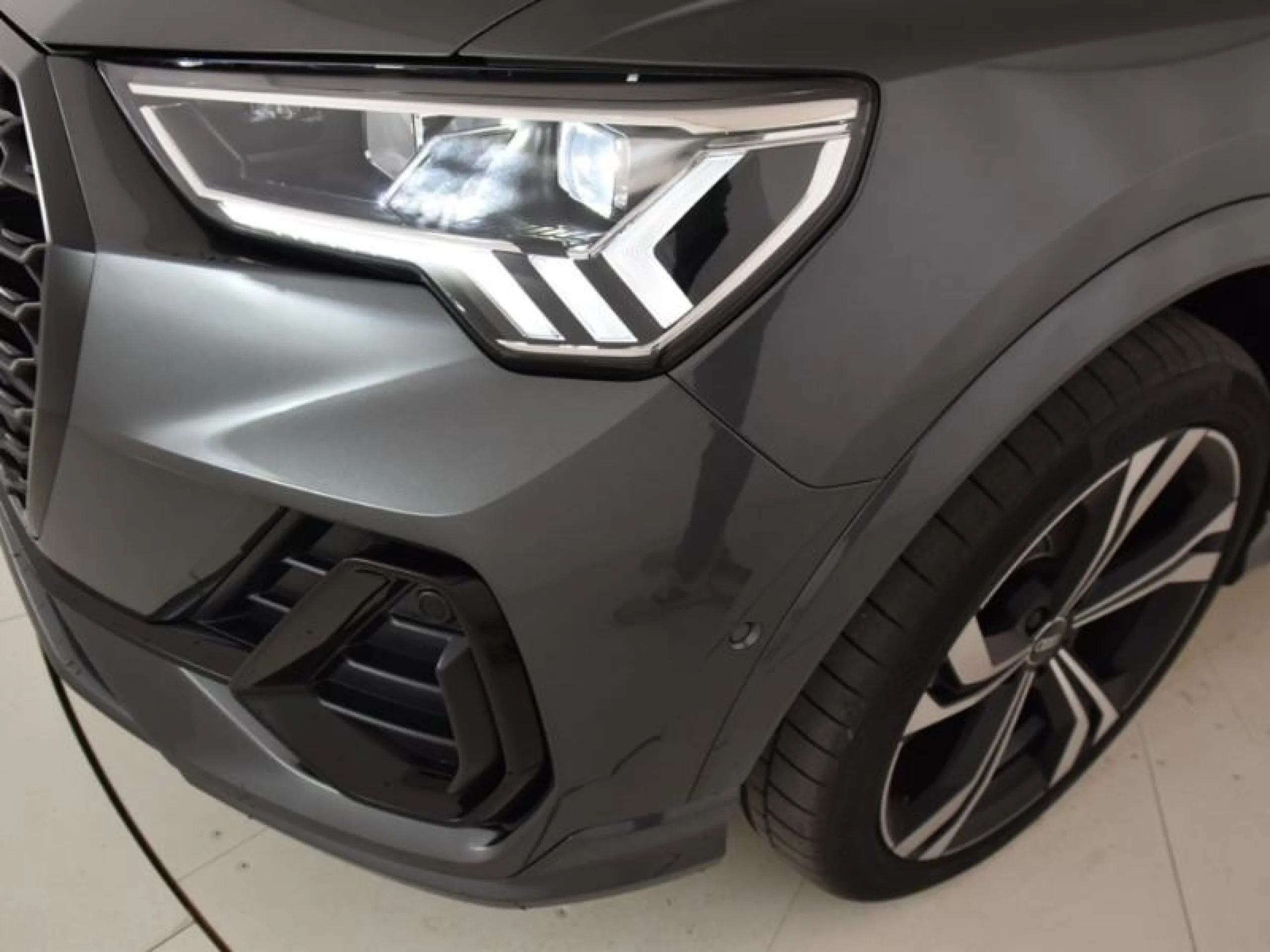AUDI Q3 SPORTBACK BLACK LINE 35 TDI 110KW (150CV) S TRONIC - Foto 22