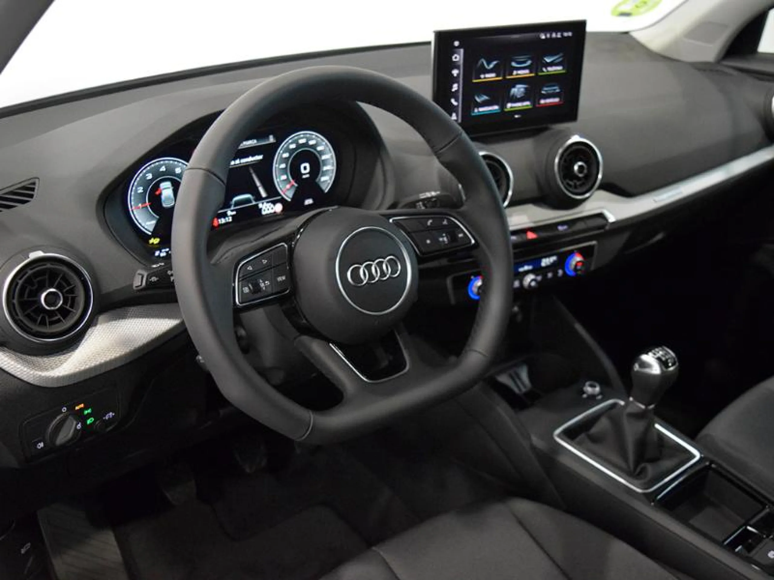 AUDI Q2 ADVANCED 30 TFSI 85KW (116CV) - Foto 10