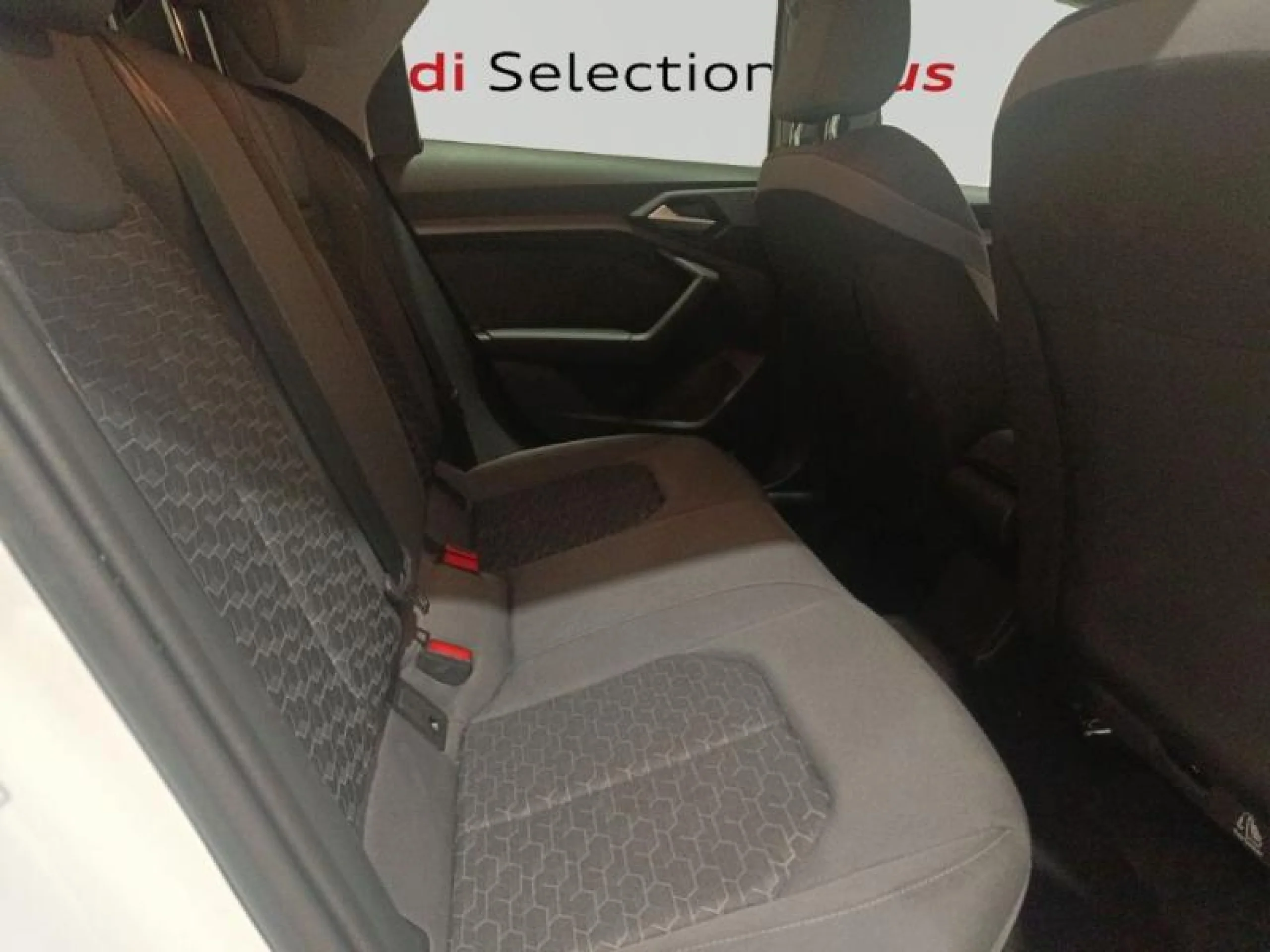 AUDI A1 SPORTBACK ADRENAL BLACK 30TFSI 85KW S TR - Foto 8