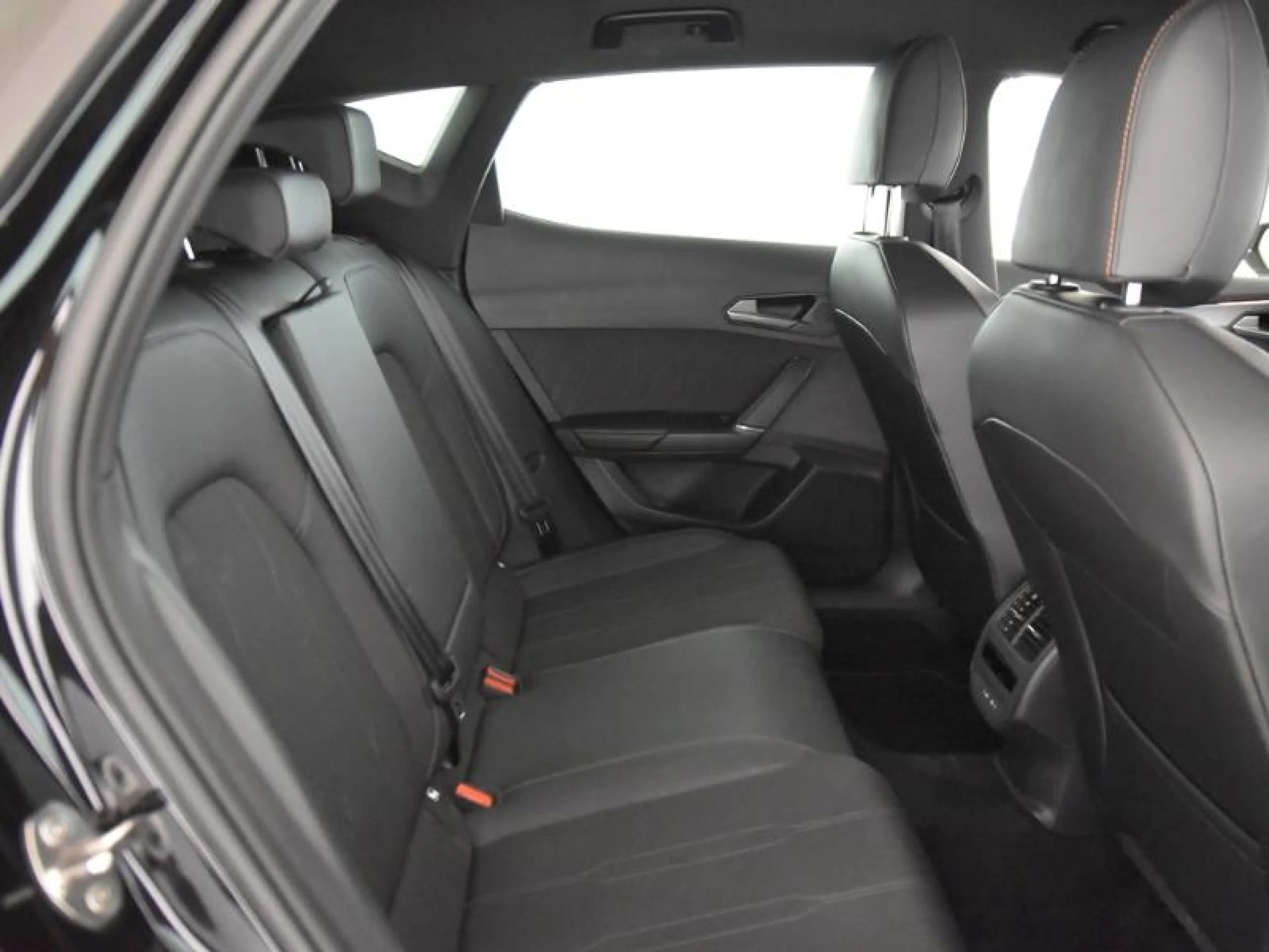CUPRA FORMENTOR 1.5 TSI E HYBRID 150KW (204 CV) DSG - Foto 6