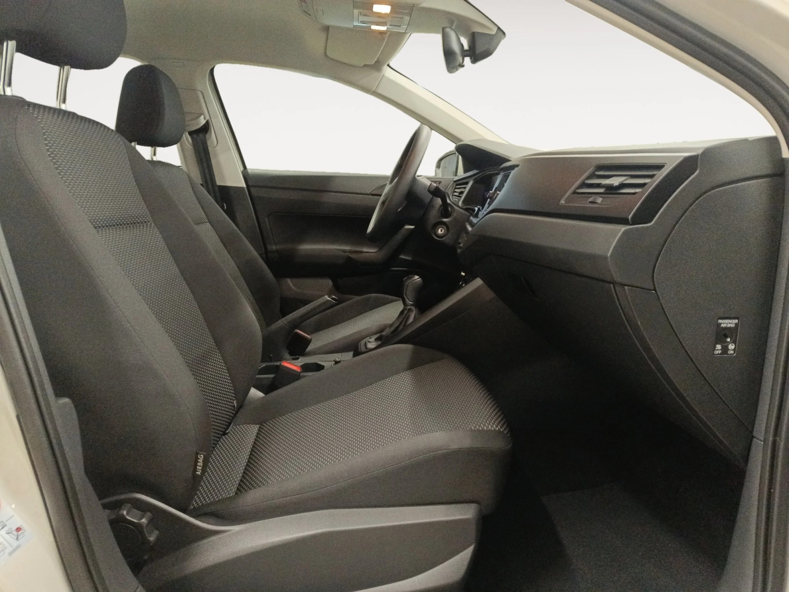 VOLKSWAGEN POLO POLO 1.0 TSI 70KW (95CV) - Foto 5