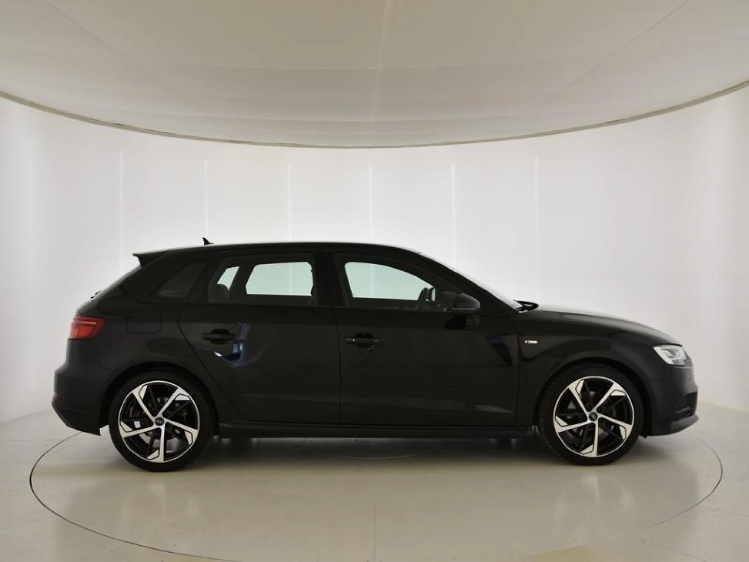 AUDI A3 SPORTBACK ALL IN EDITION 35 TDI 110KW - Foto 3