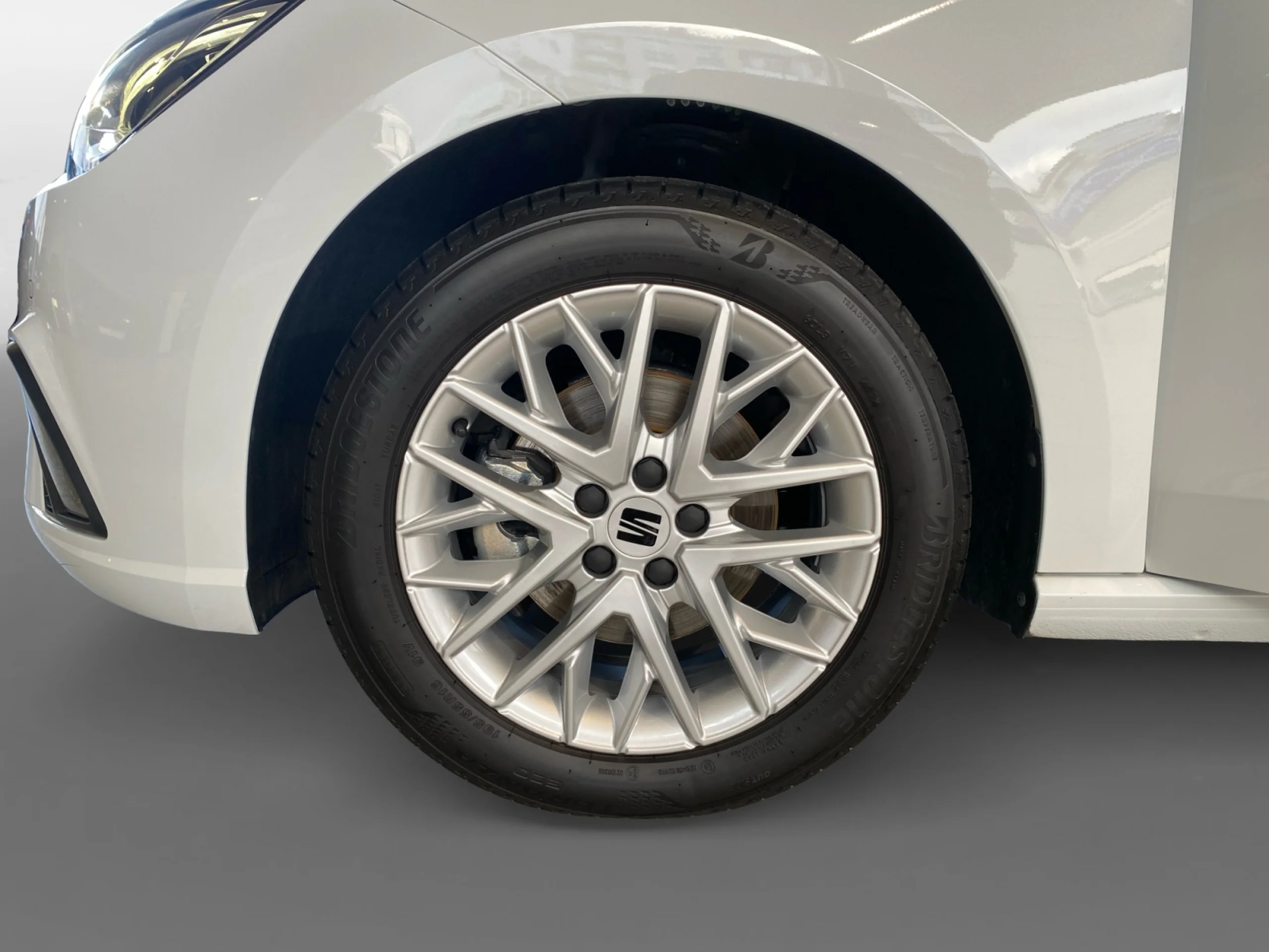 SEAT IBIZA 1.0 TSI 85KW (115CV) FR 40 ANIVERSARIO - Foto 9