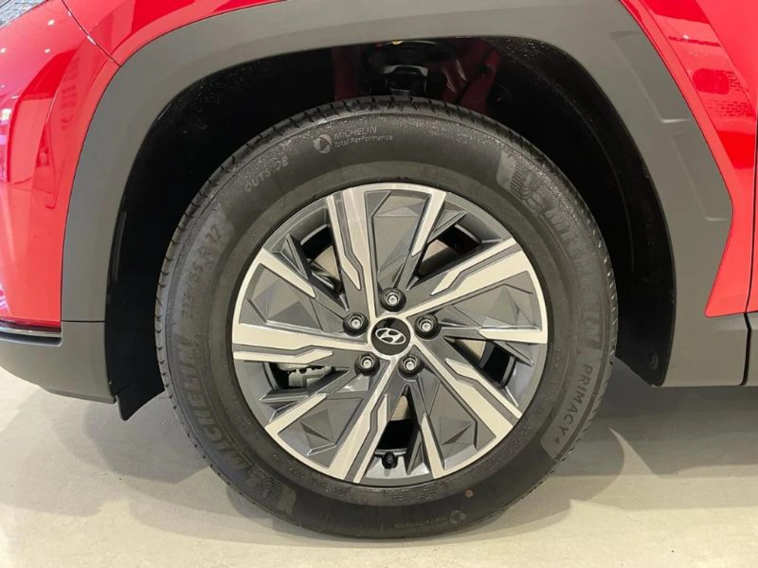 HYUNDAI TUCSON 1.6 CRDI 100KW (136CV) 48V MAXX DCT - Foto 10