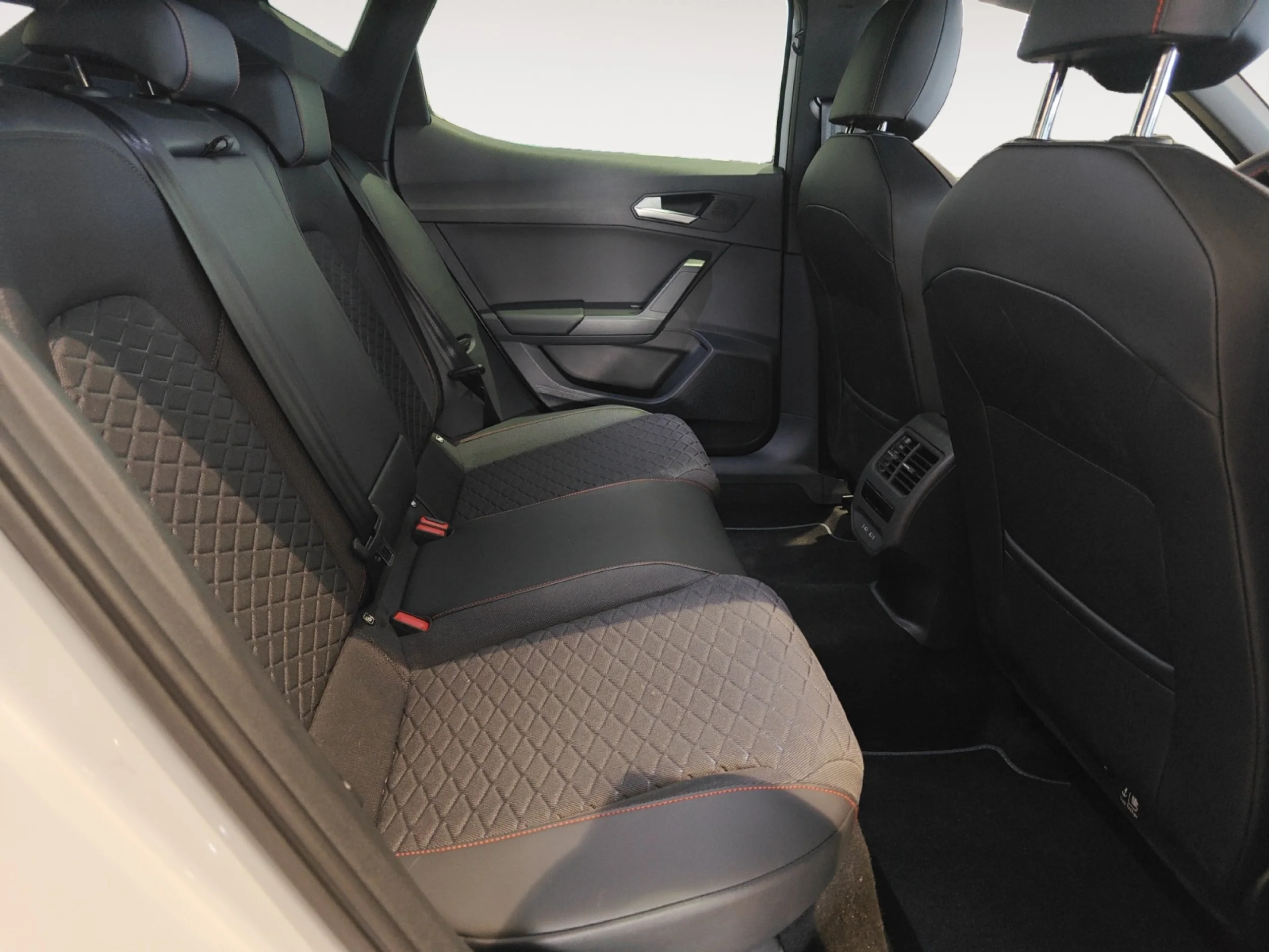 SEAT LEON NUEVO LEON 1.0 ETSI 81 KW (110 CV) DSG FR XL ECO - Foto 6