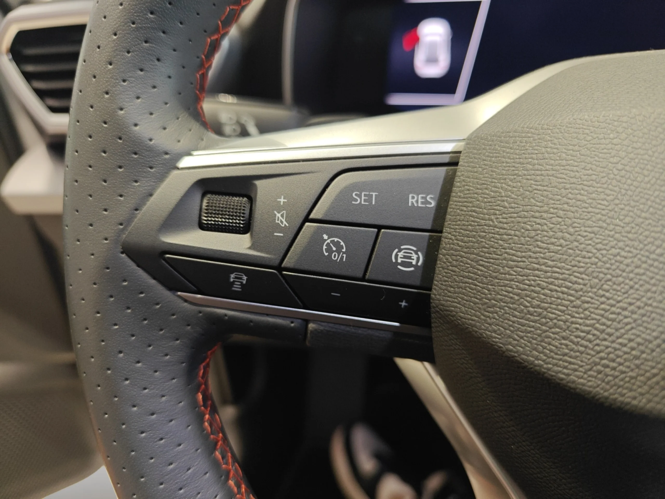 SEAT LEON NUEVO LEON 1.0 ETSI 81 KW (110 CV) DSG FR XL ECO - Foto 12