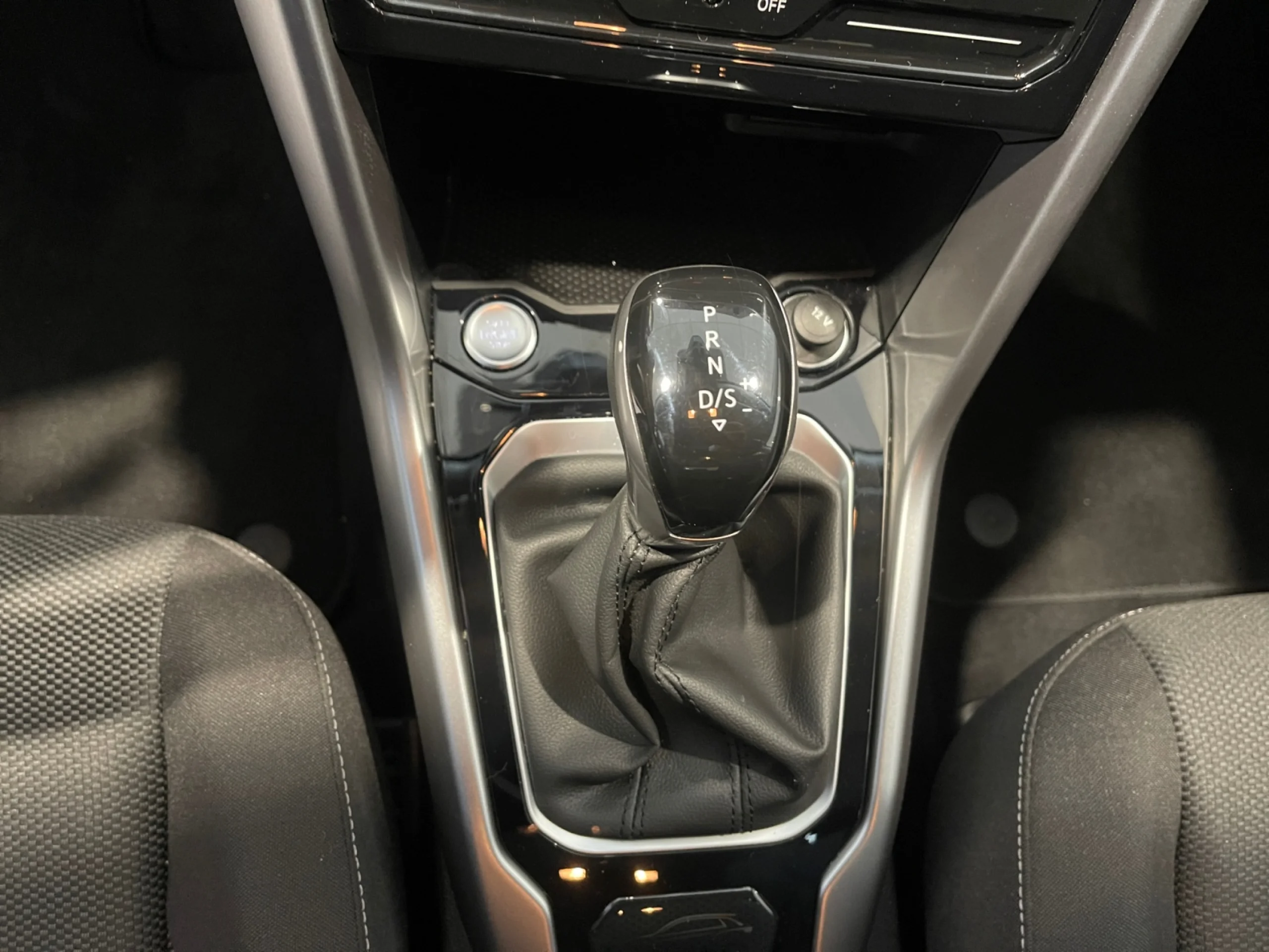 VOLKSWAGEN T ROC T ROC M S DARK 2.0 TDI 110 KW (150 CV)  AUTOM TICO DSG 7 VEL. - Foto 11