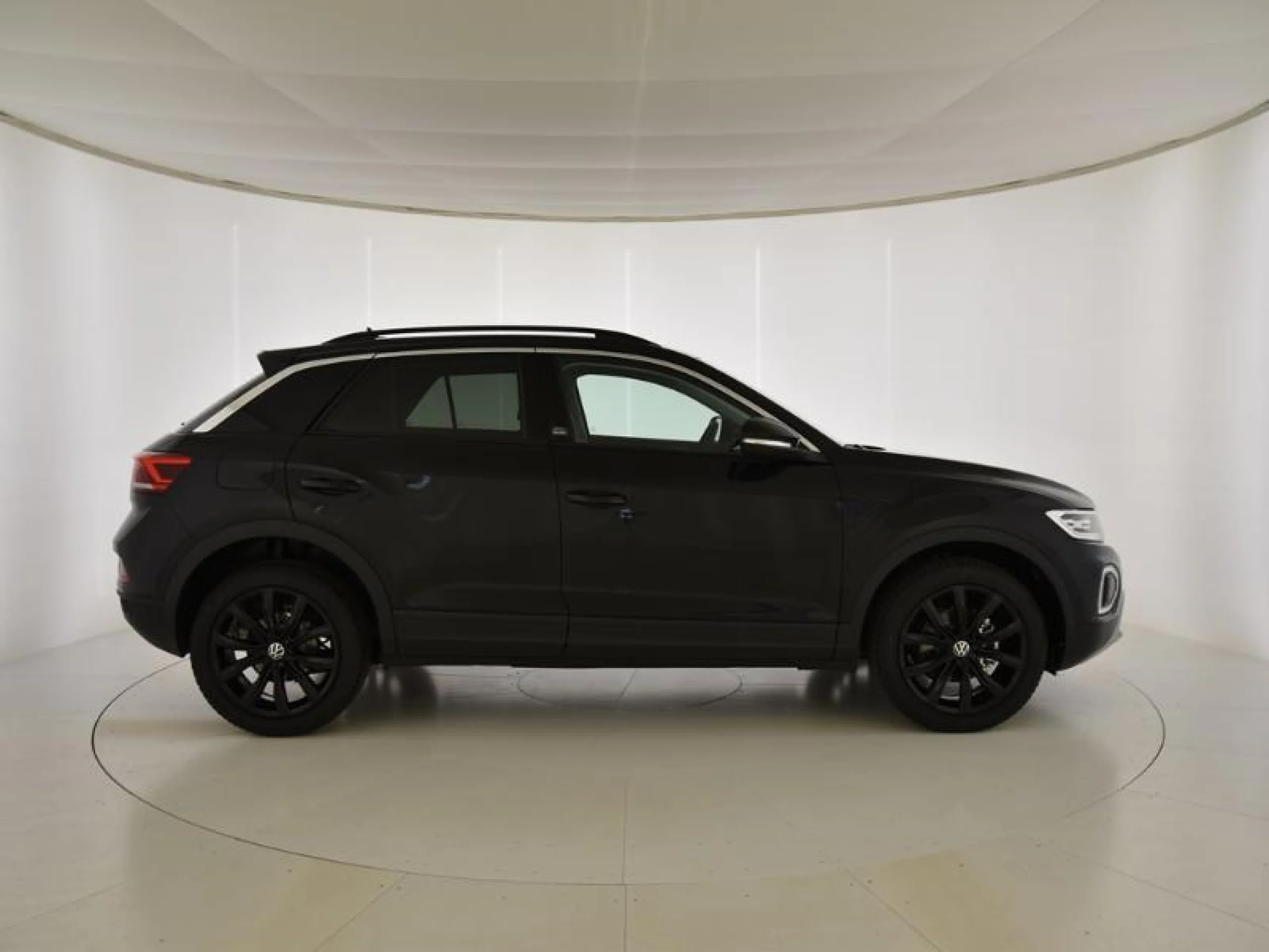 VOLKSWAGEN T ROC DARK 1.0 TSI 81KW (110CV) - Foto 3