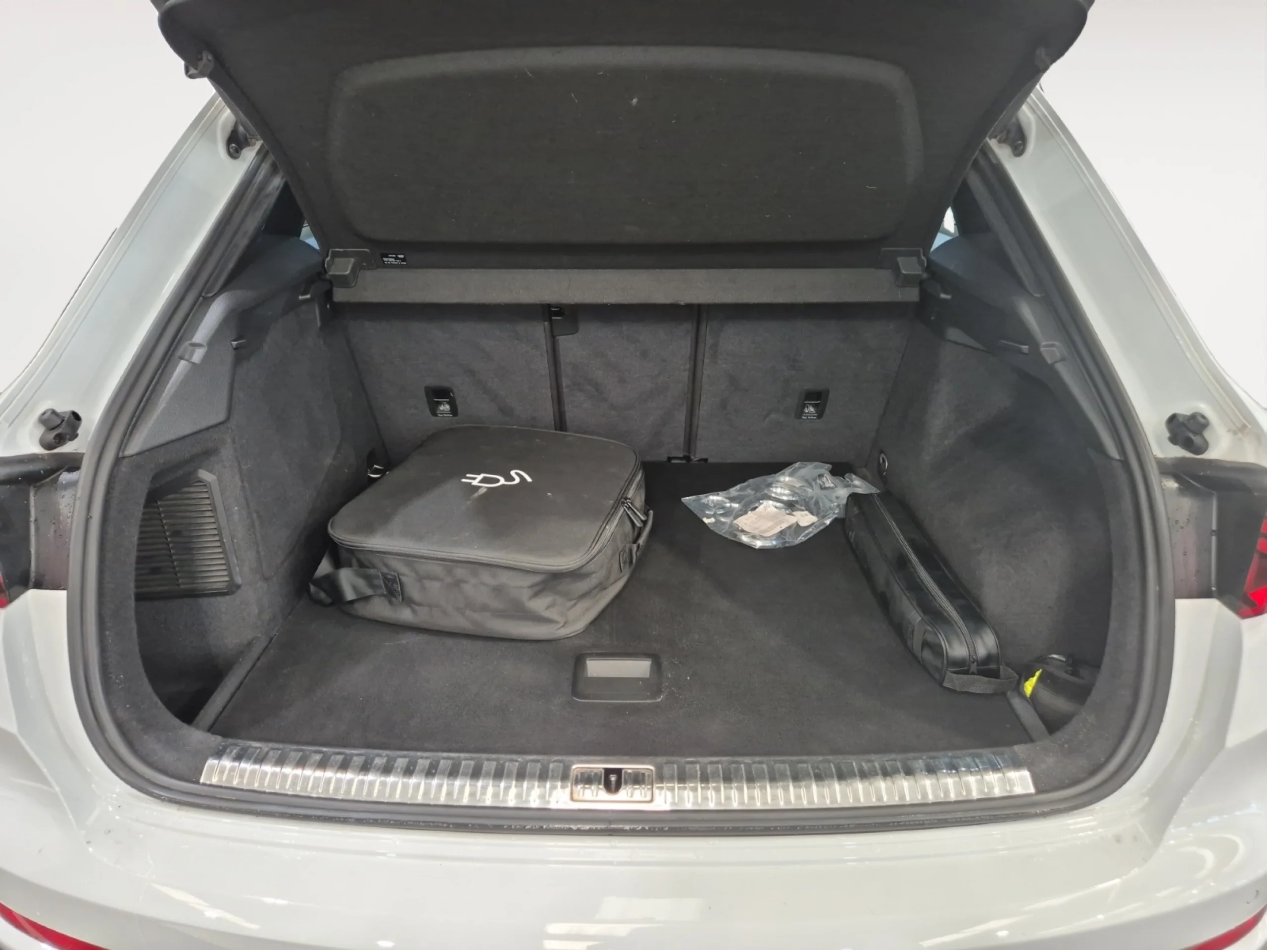 AUDI Q3 45 TFSI E 180KW S TRONIC BLACK LINE - Foto 7