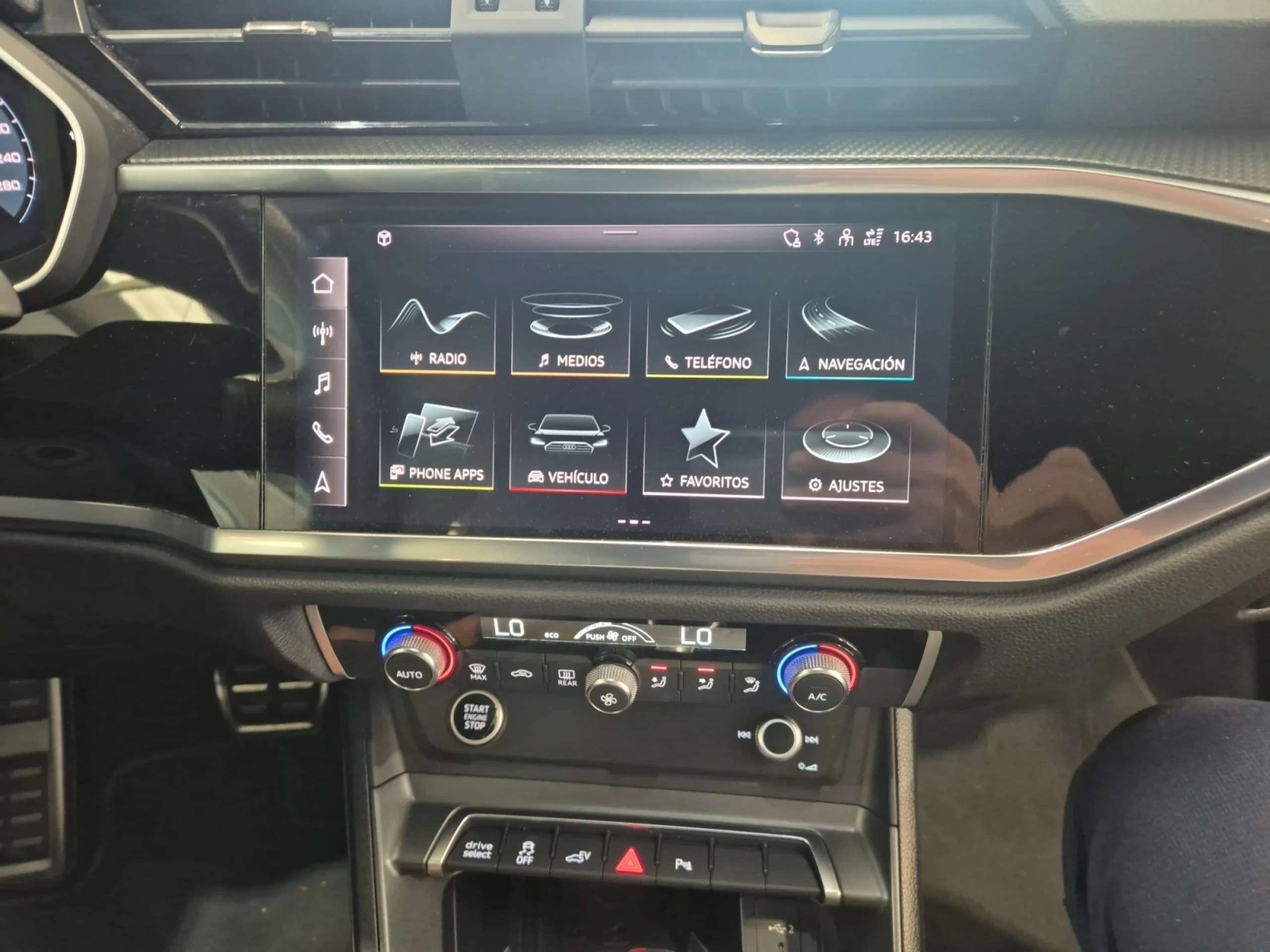 AUDI Q3 45 TFSI E 180KW S TRONIC BLACK LINE - Foto 9