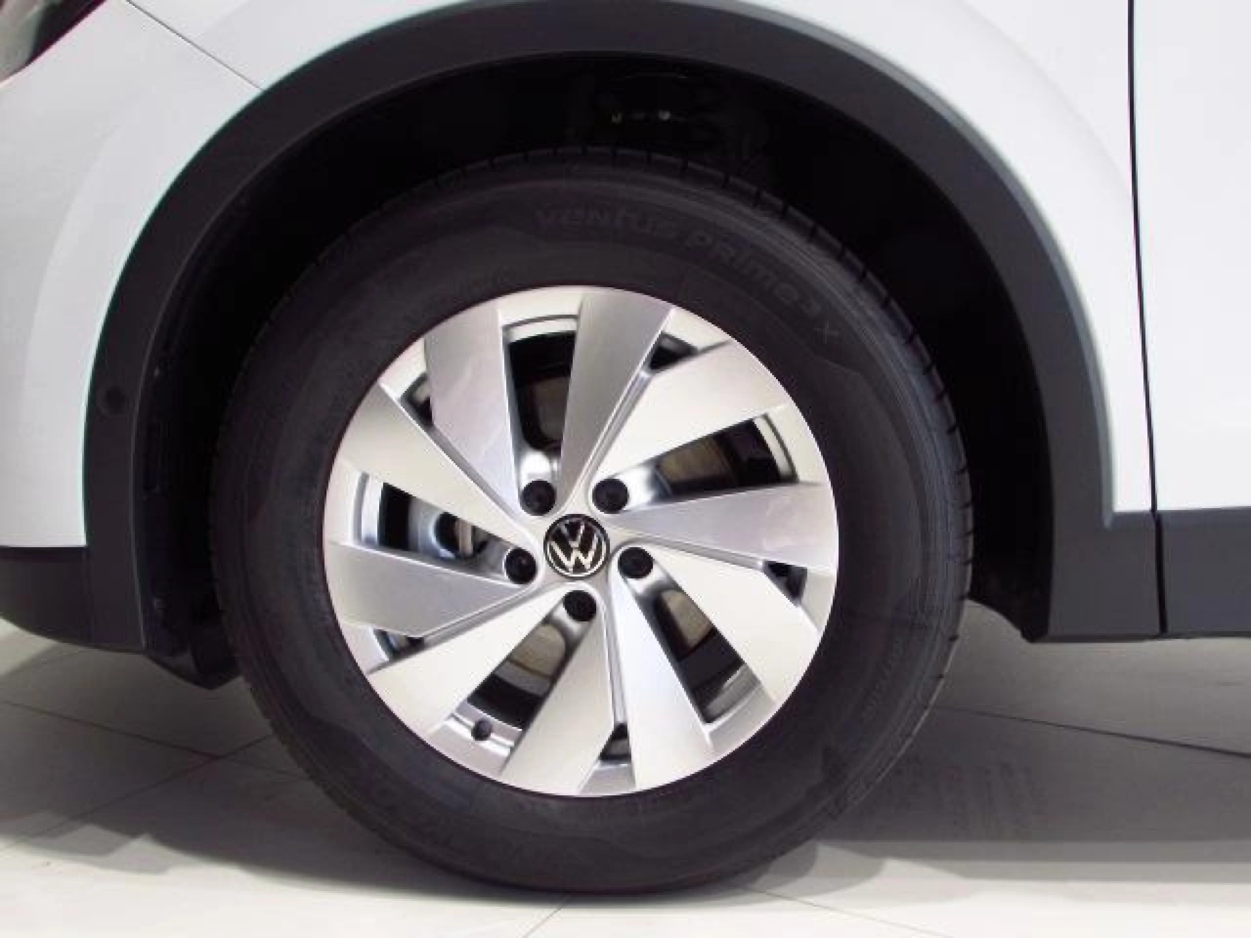 VOLKSWAGEN TIGUAN TIGUAN 1.5 ETSI 96 KW (130 CV)  AUTOM TICO DSG 7 VEL. - Foto 8