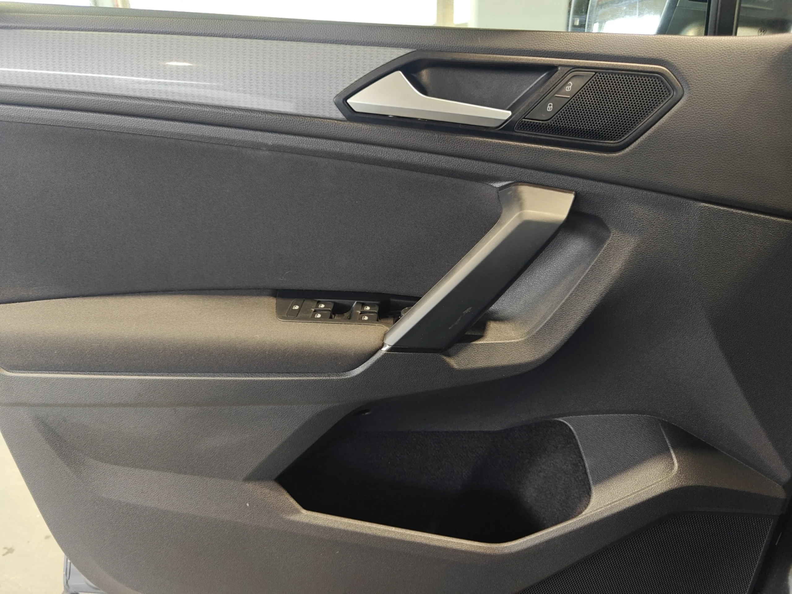 VOLKSWAGEN TIGUAN LIFE 2.0 TDI 110KW (150CV) DSG - Foto 13