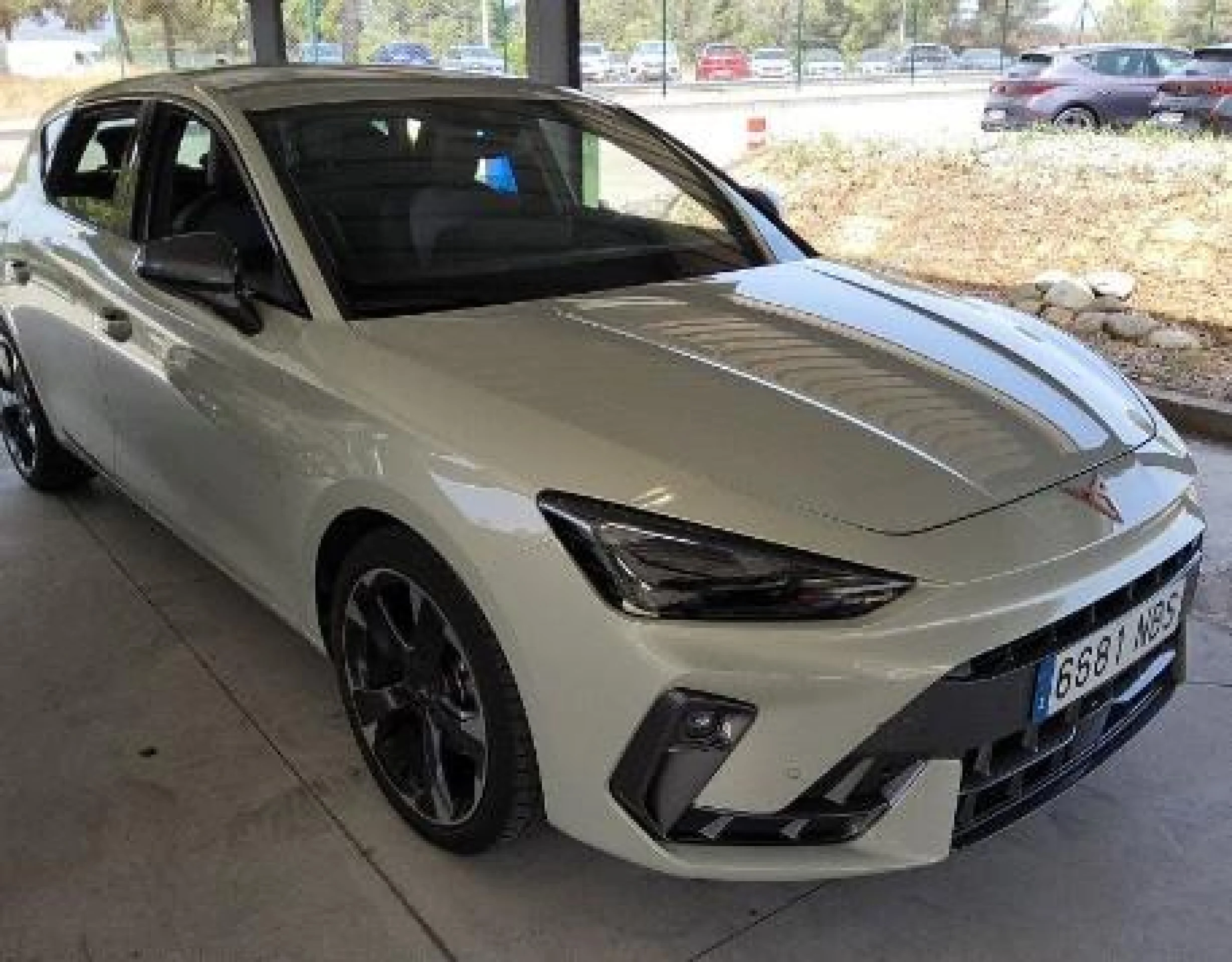 CUPRA LEON 1.5 ETSI 110KW (150CV) DSG - Foto 3
