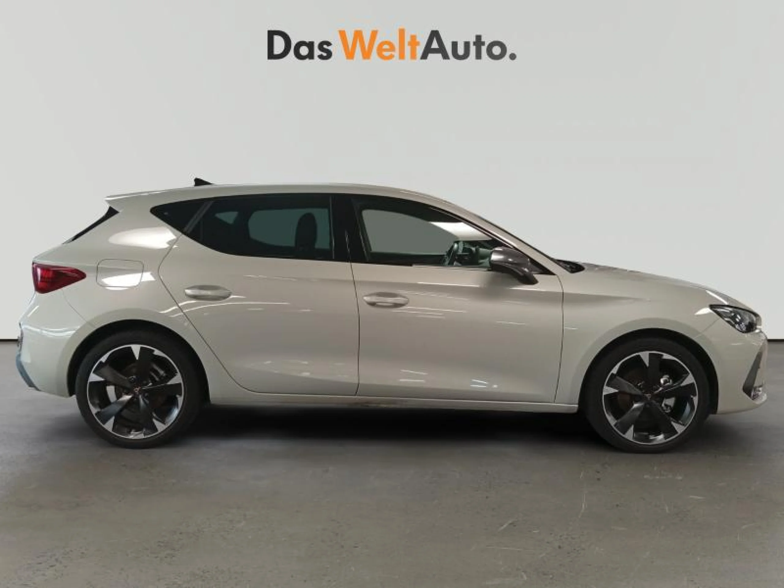 CUPRA LEON 1.5 ETSI 110KW (150CV) DSG - Foto 3