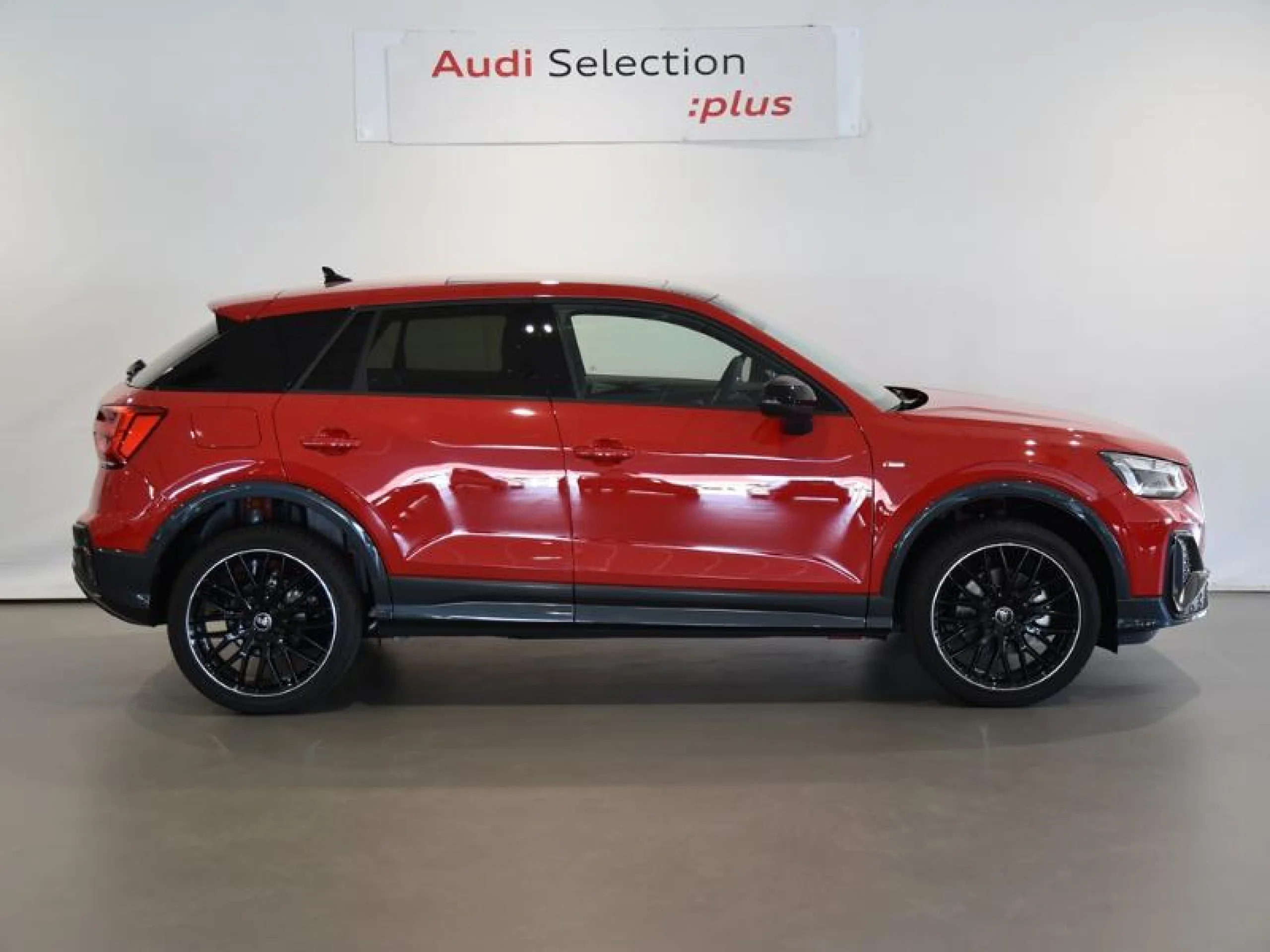 AUDI Q2 ADRENALIN BLACK ED 35 TFSI 110KW (150CV) - Foto 3