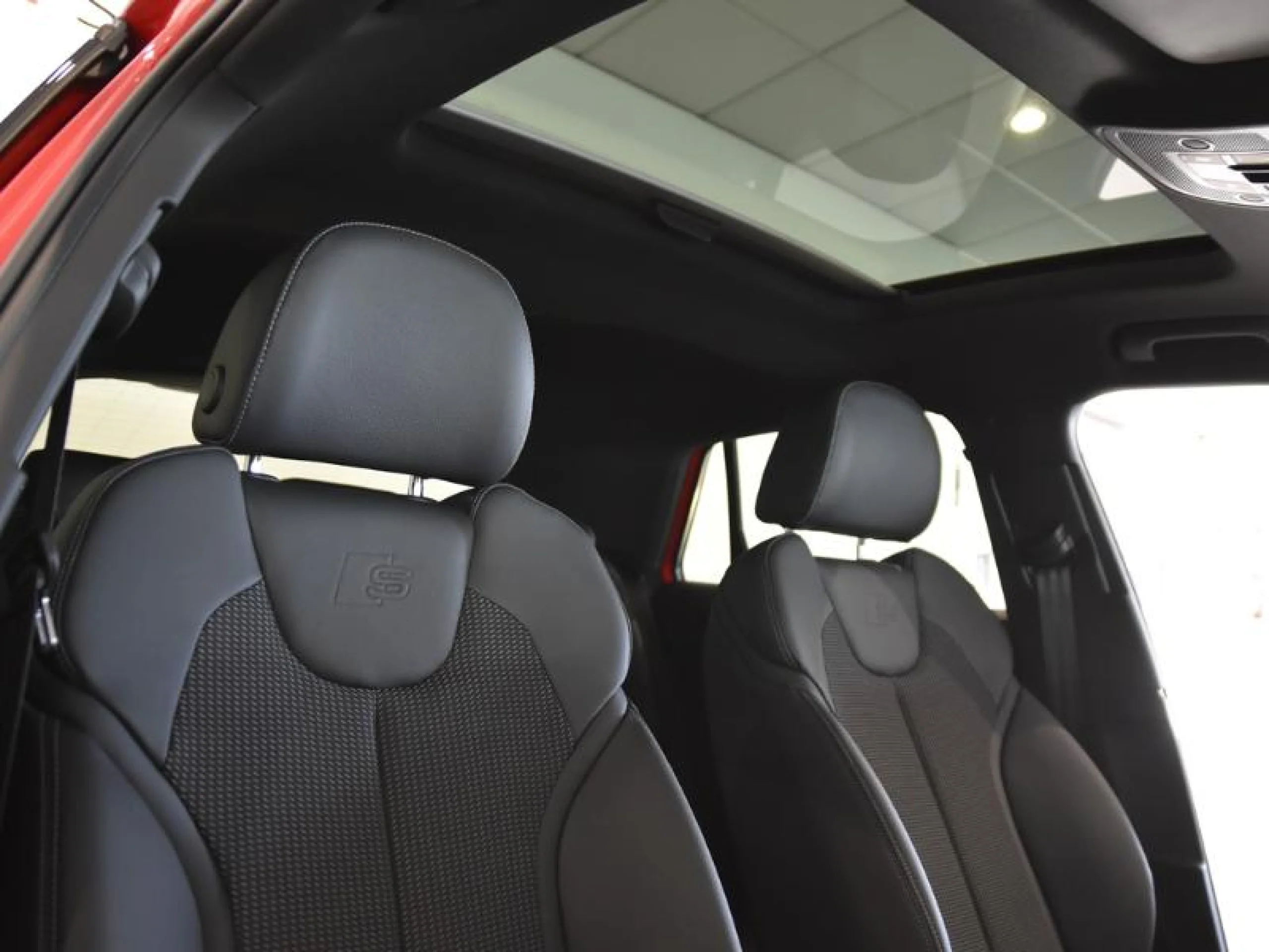 AUDI Q2 ADRENALIN BLACK ED 35 TFSI 110KW (150CV) - Foto 9