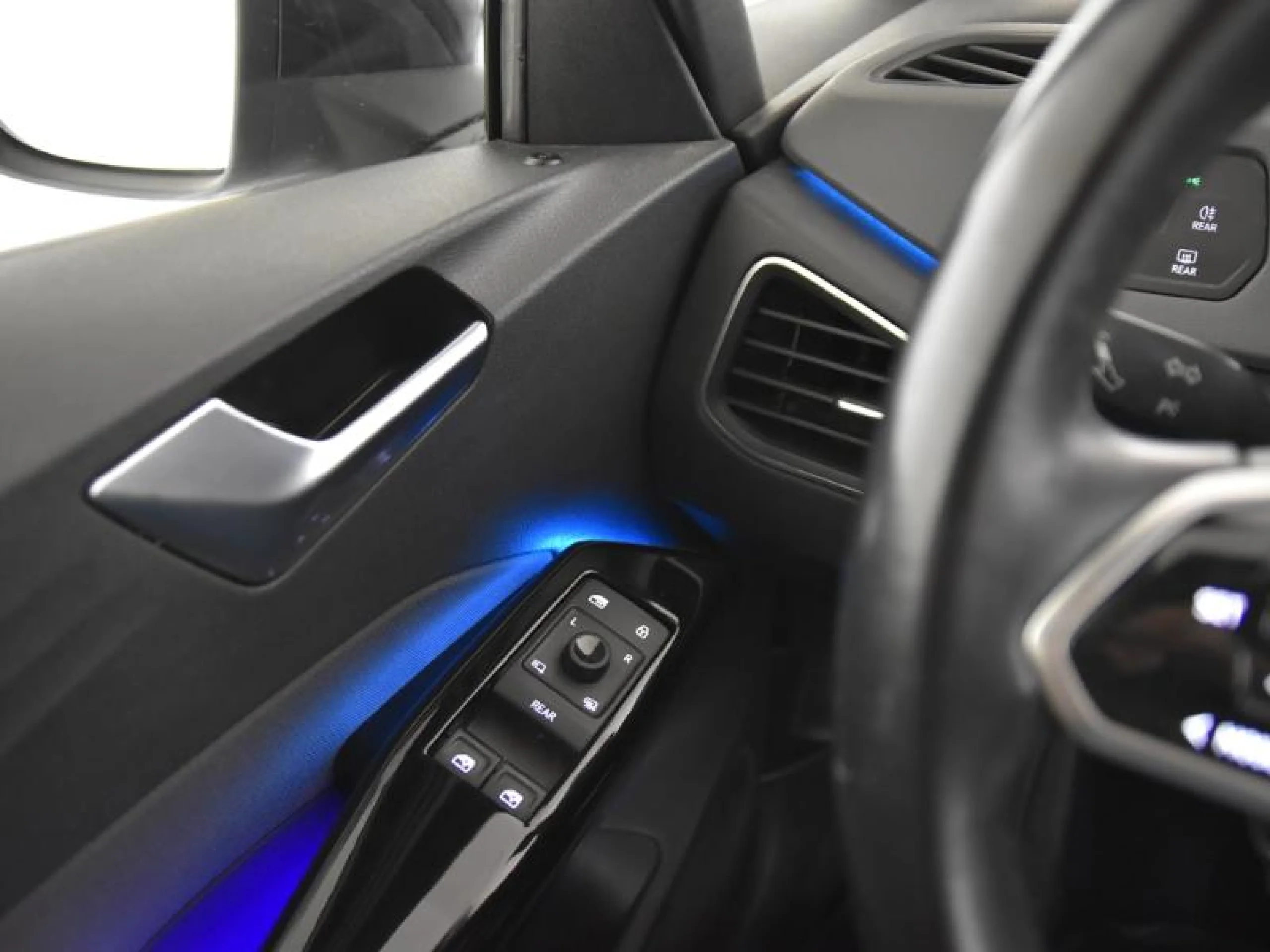 VOLKSWAGEN ID.3 MAX 150KW (205CV) AUTOMÁTICO 1 VEL. - Foto 17