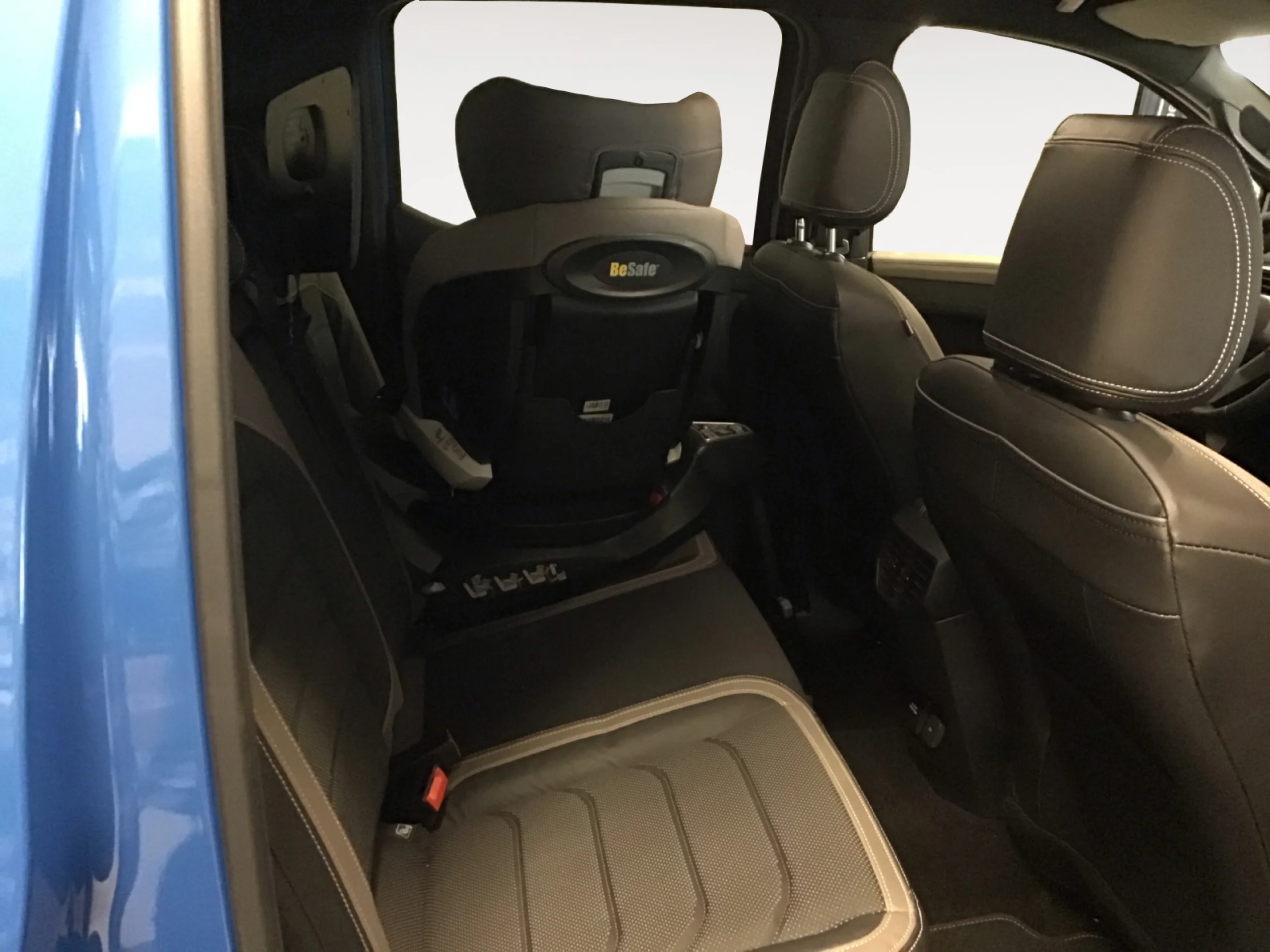 VW COMERCIALES Amarok AMAROK  AVENTURA CABINA DOBLE  V6 3.0 TDI 177 KW (241 CV) AUT 10 VEL. - Foto 6