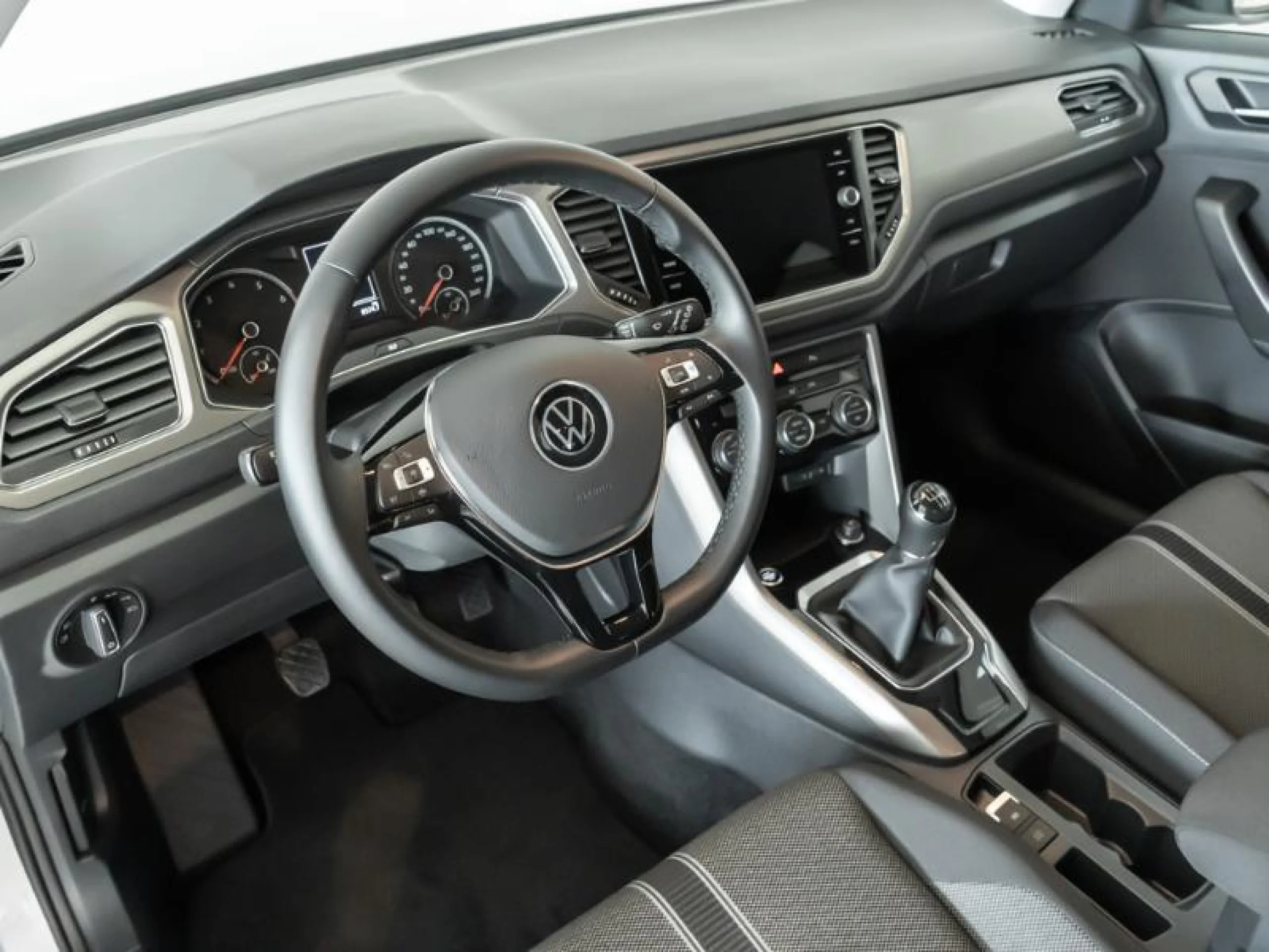 VOLKSWAGEN T ROC ADVANCE R LINE 1.0 TSI 81KW (110CV) - Foto 9