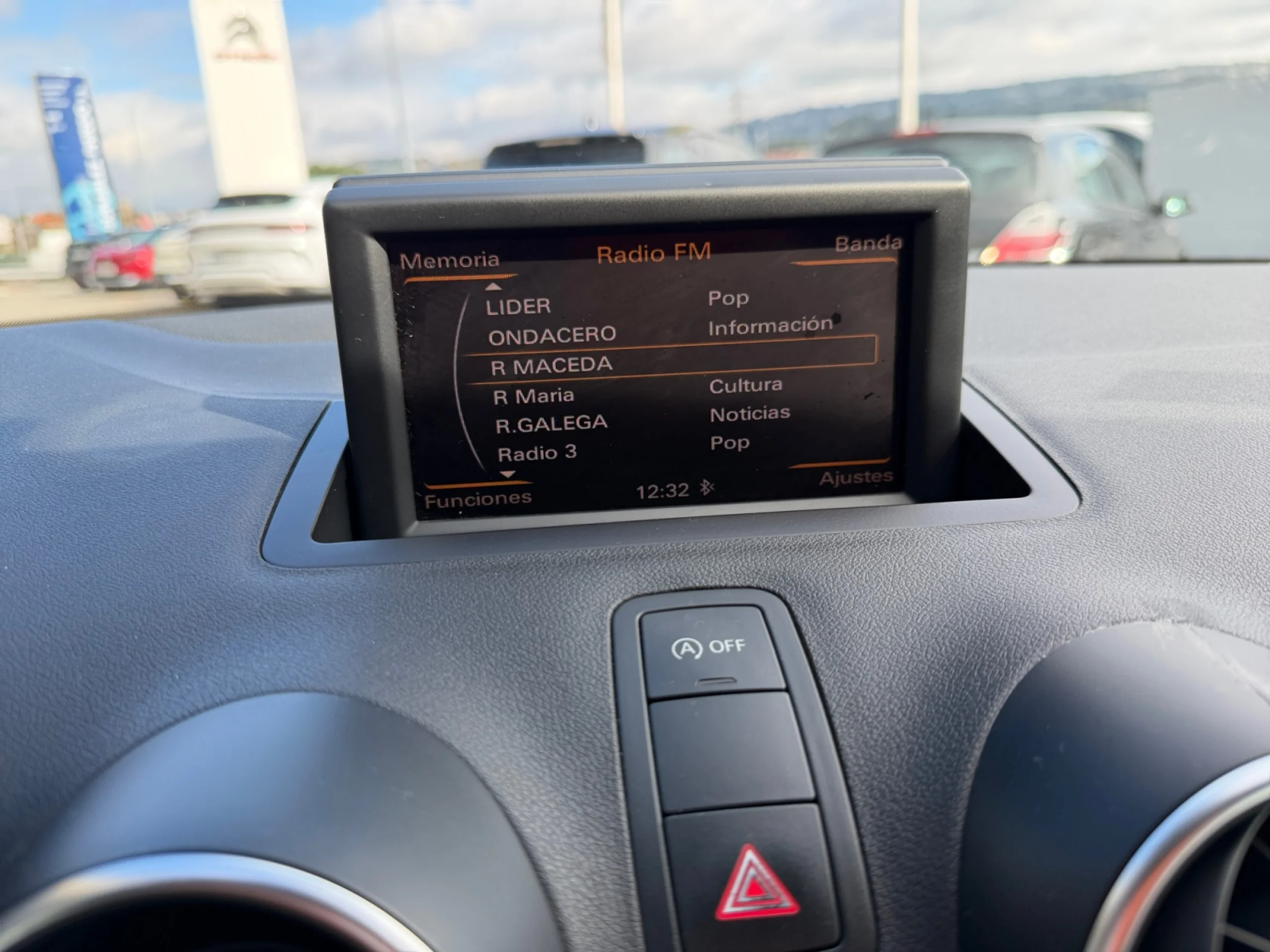 AUDI A1 SPORTBACK 1.2 TFSI 86CV ATTRACTION - Foto 17