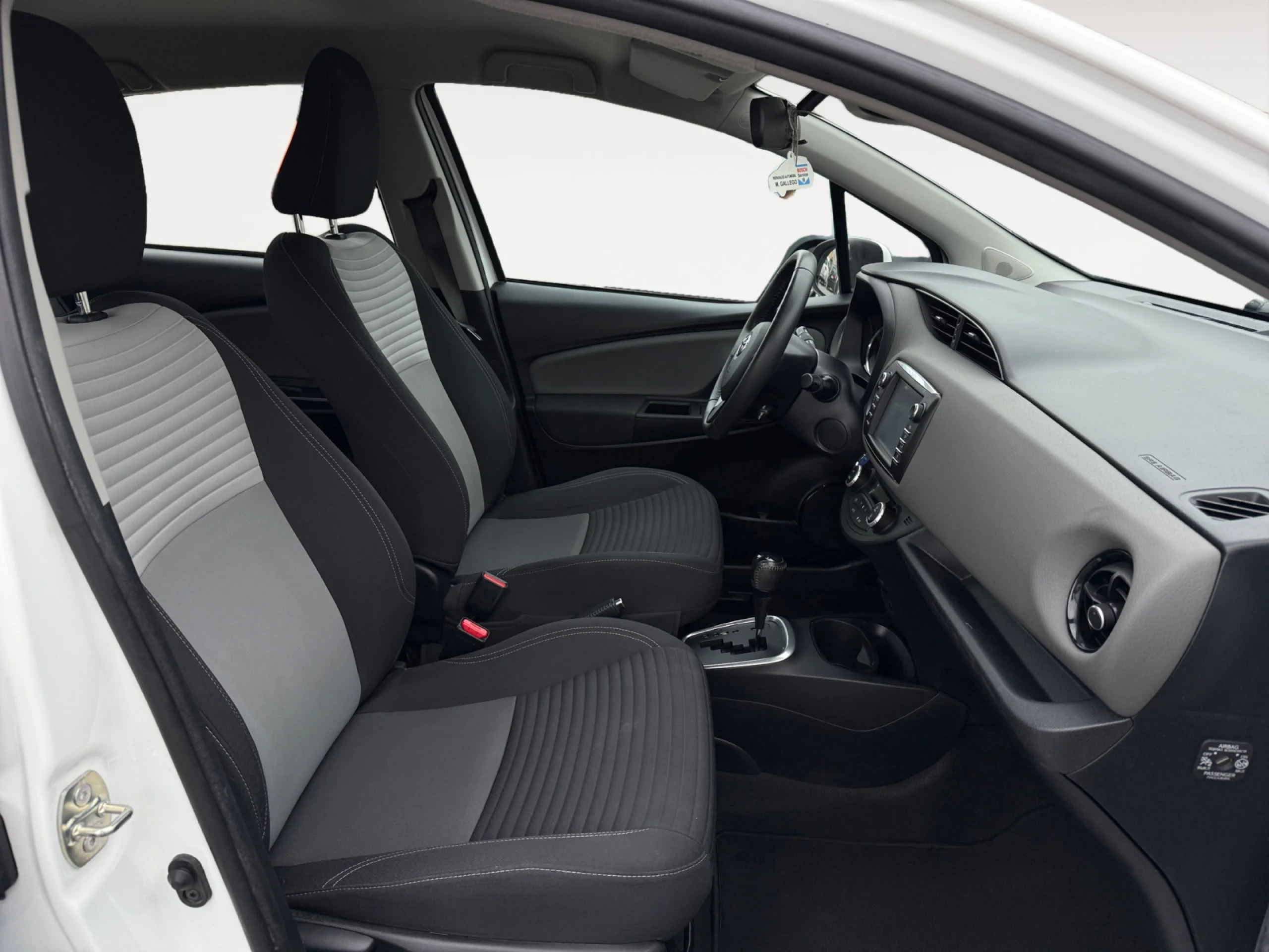 TOYOTA Yaris 1.5 100H ACTIVE TECH - Foto 5