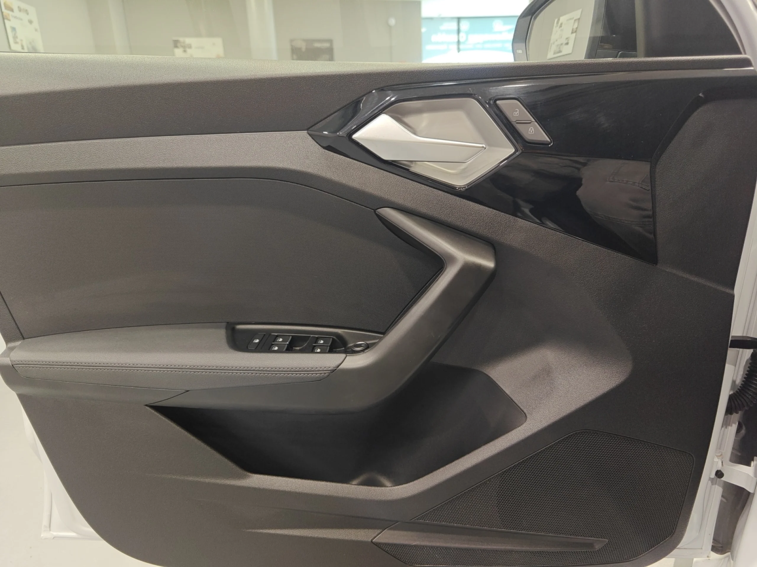 AUDI A1 SPORTBACK ADRENALIN 30 TFSI 85KW (116CV) - Foto 13